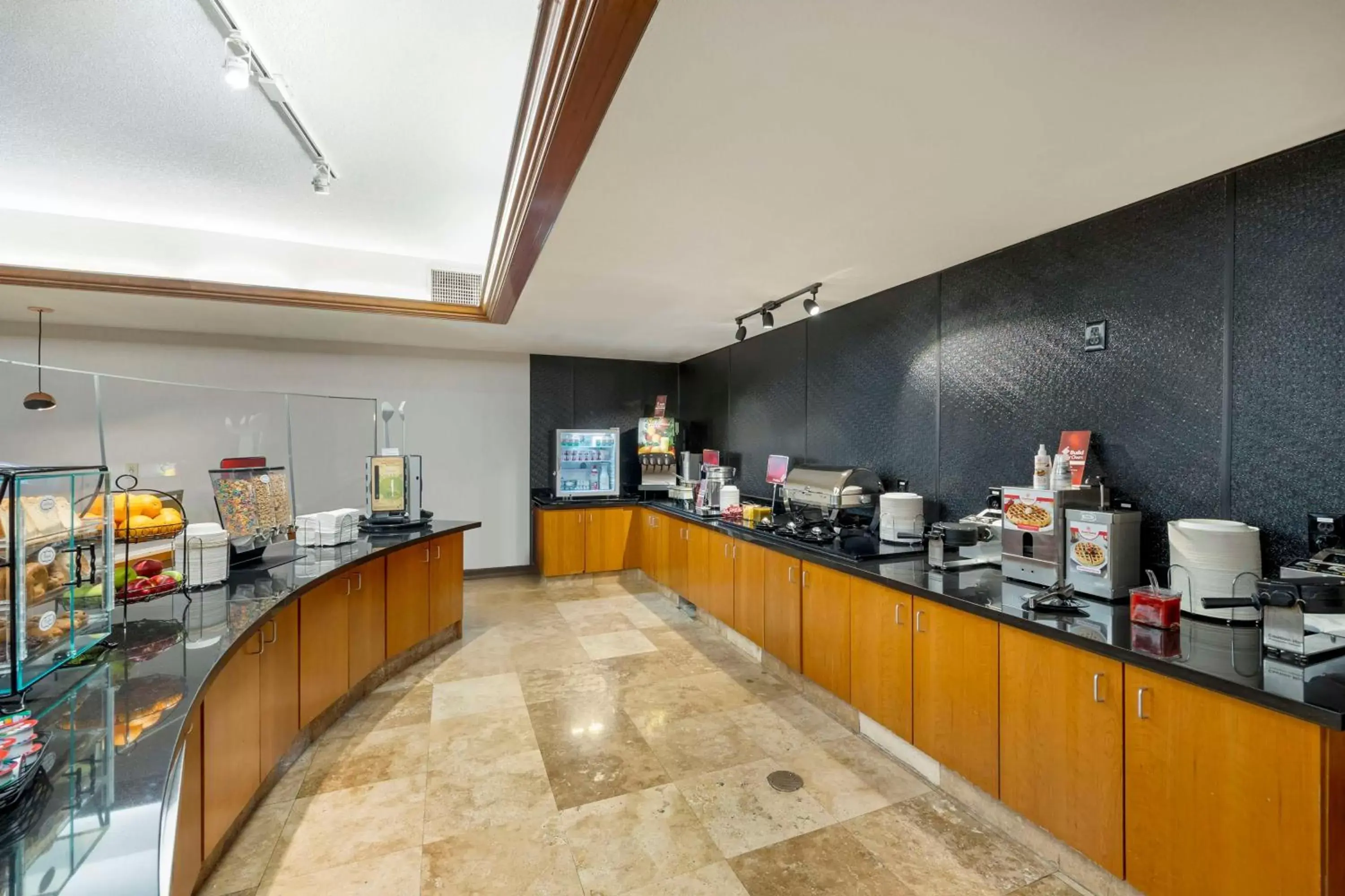 Breakfast in Best Western Plus Henderson Hotel Breakfast in Best Western Plus Henderson Hotel