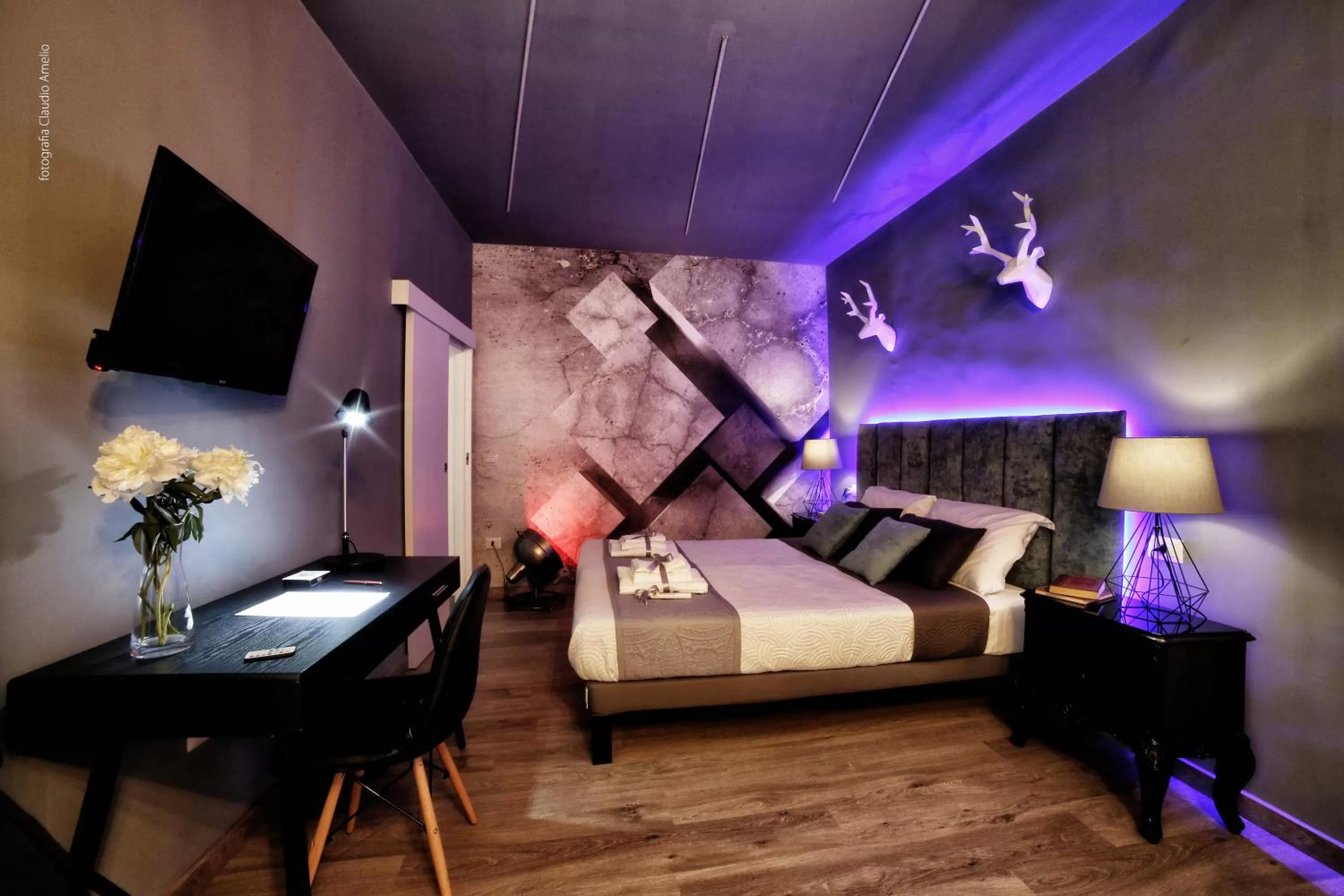 TV and multimedia, Bed in Bourbon House