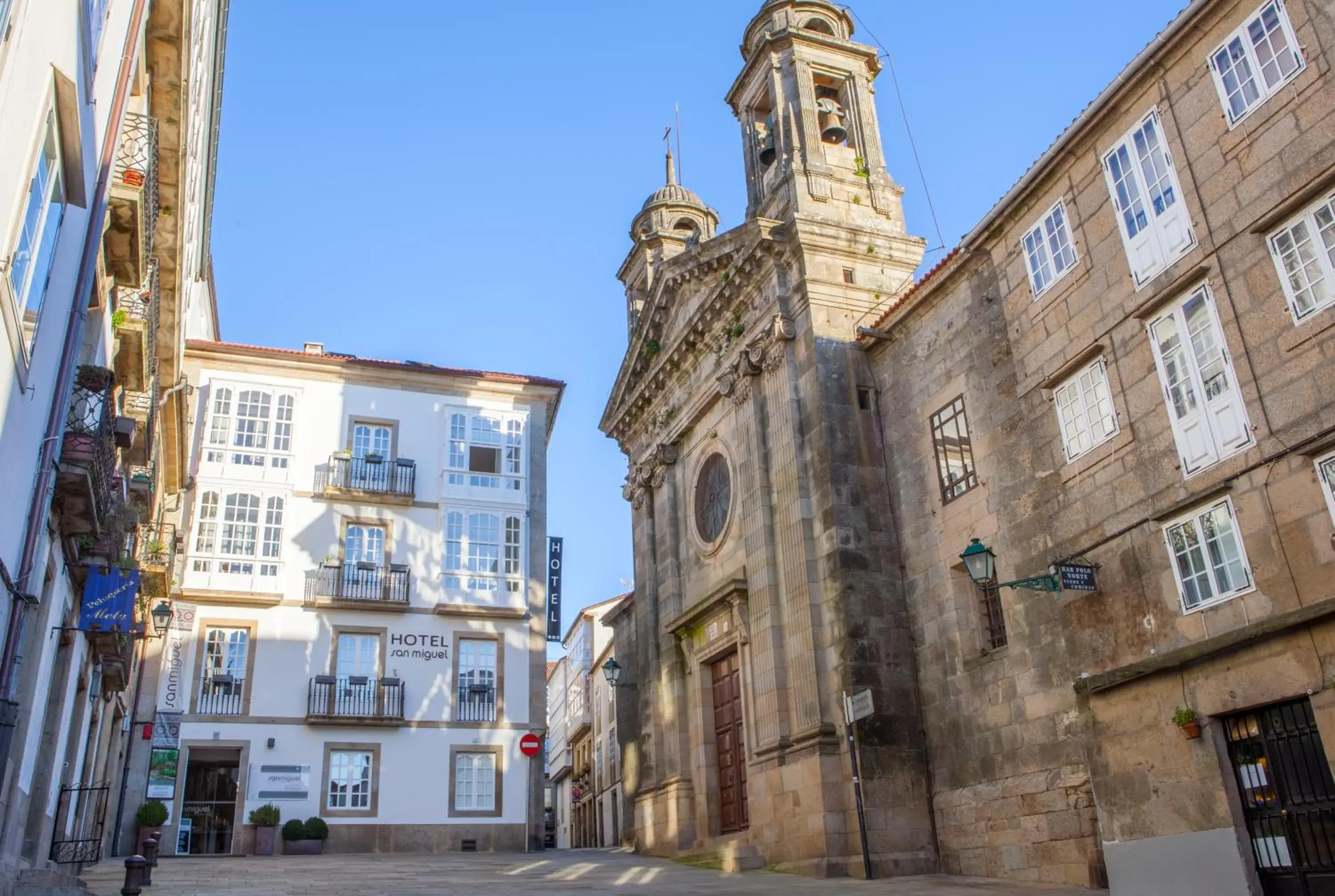 Nearby landmark, Neighborhood in Hotel San Miguel