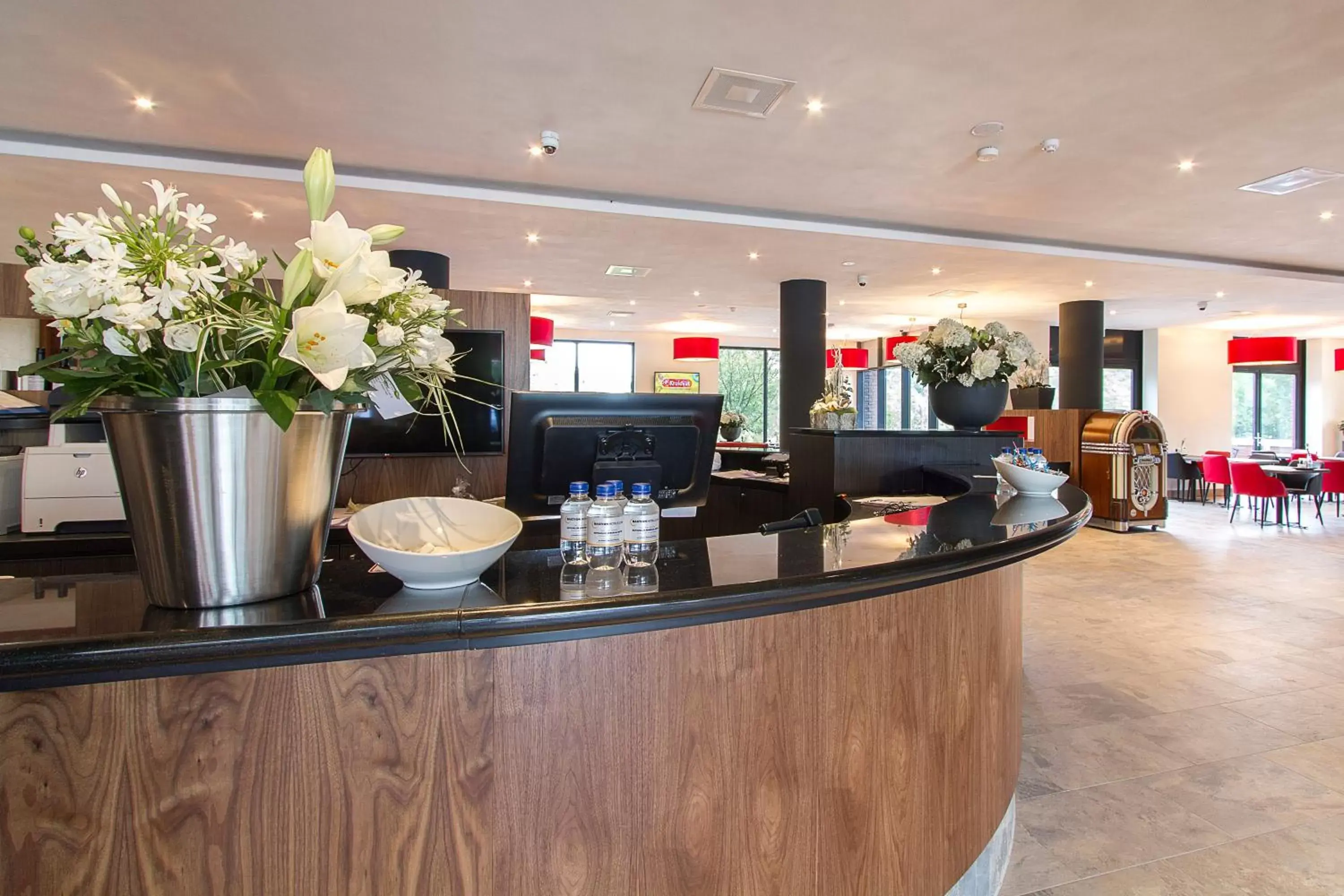 Lobby or reception in Bastion Hotel Eindhoven Waalre