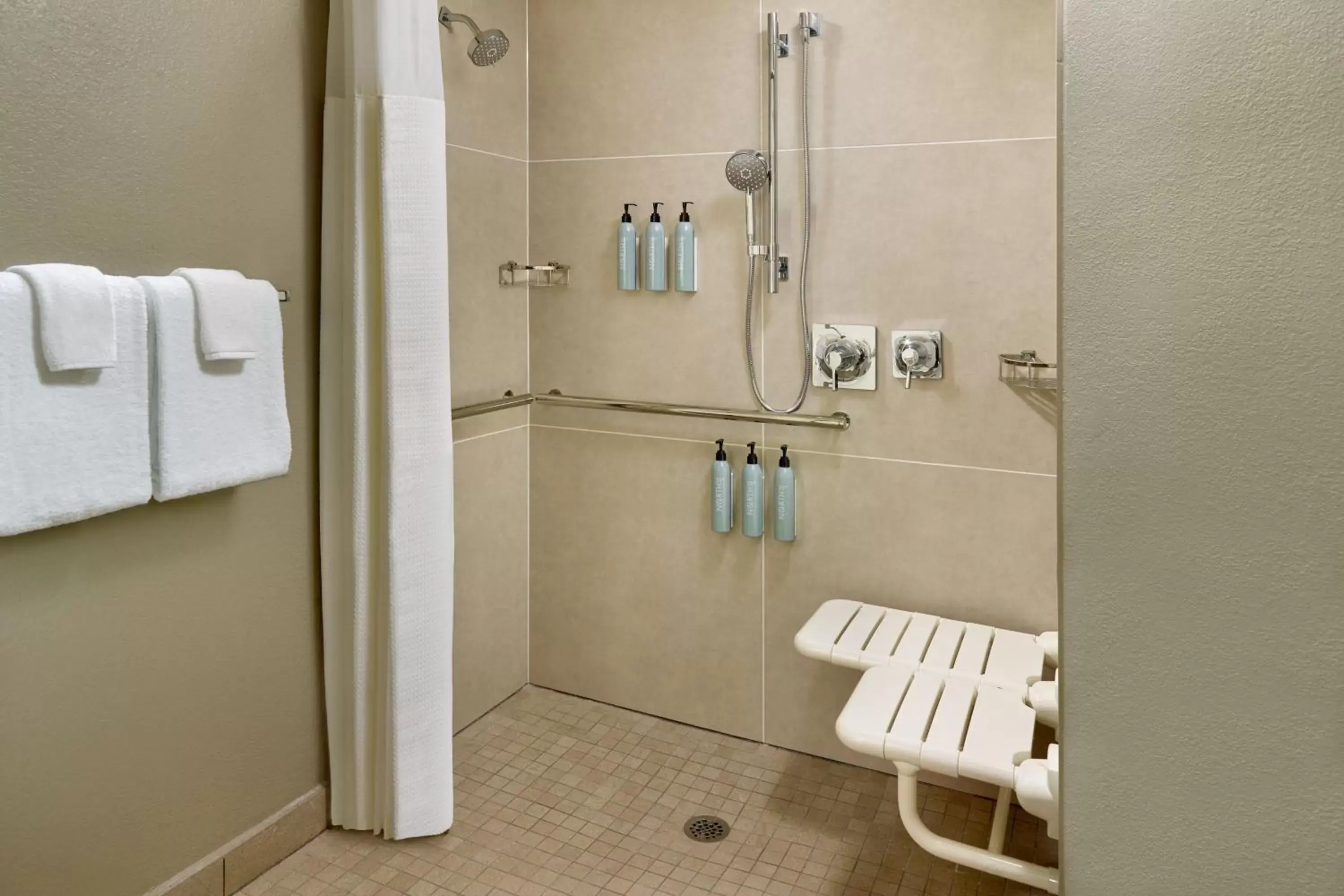 Bathroom in Courtyard by Marriott Atlanta Executive Park/Emory