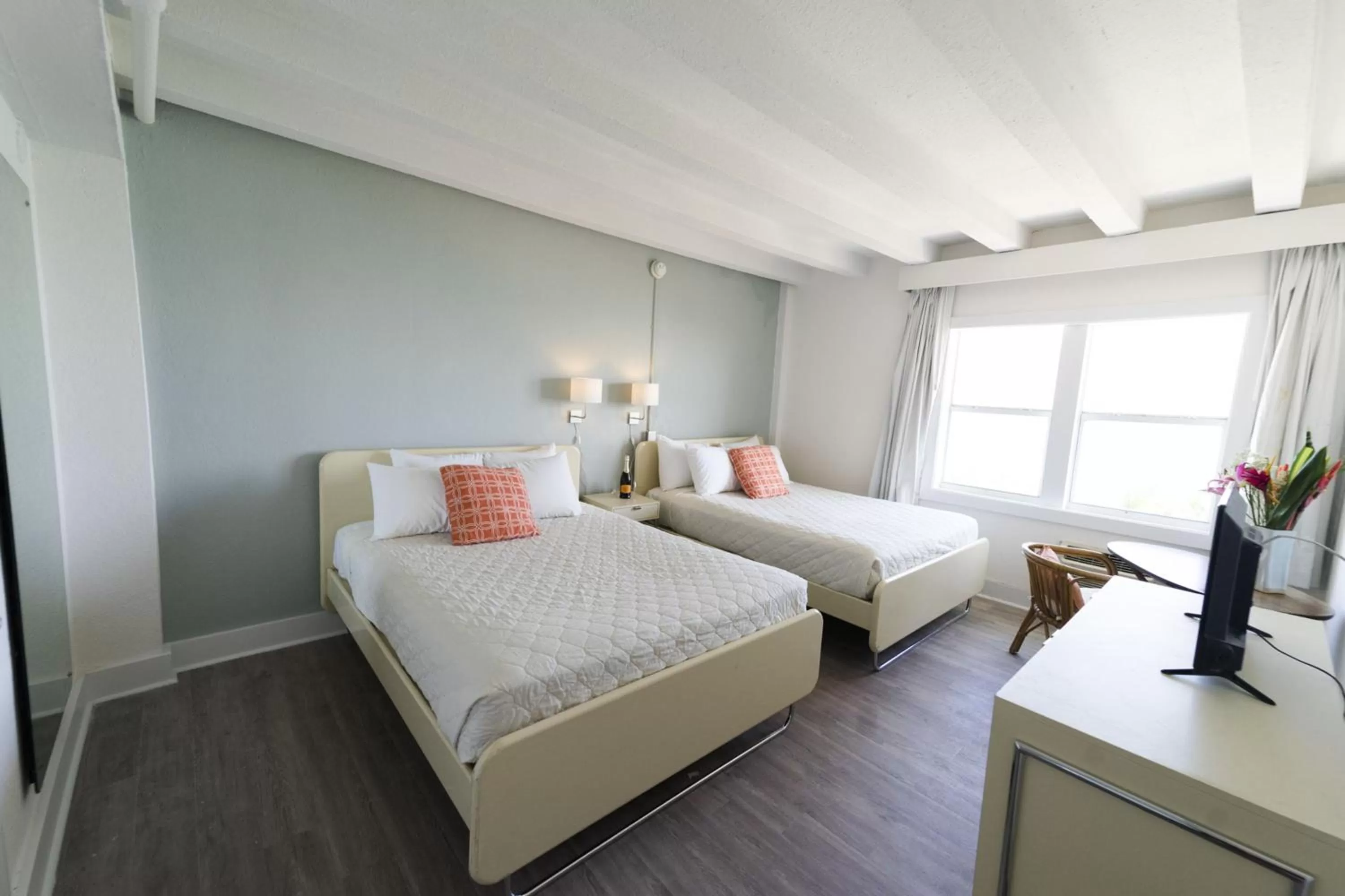 Bed in Broadmore Miami Beach