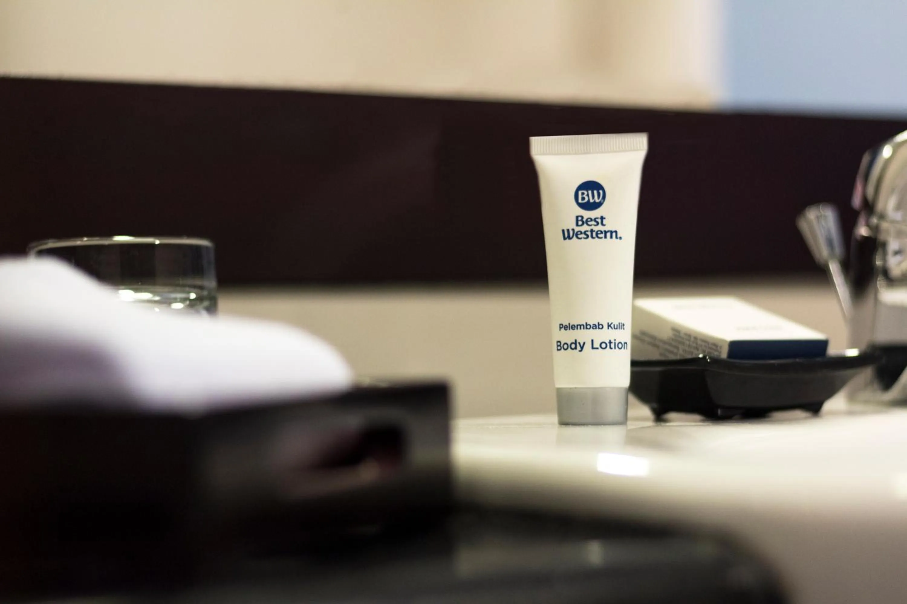 Bathroom in Best Western Mangga Dua Hotel & Residence