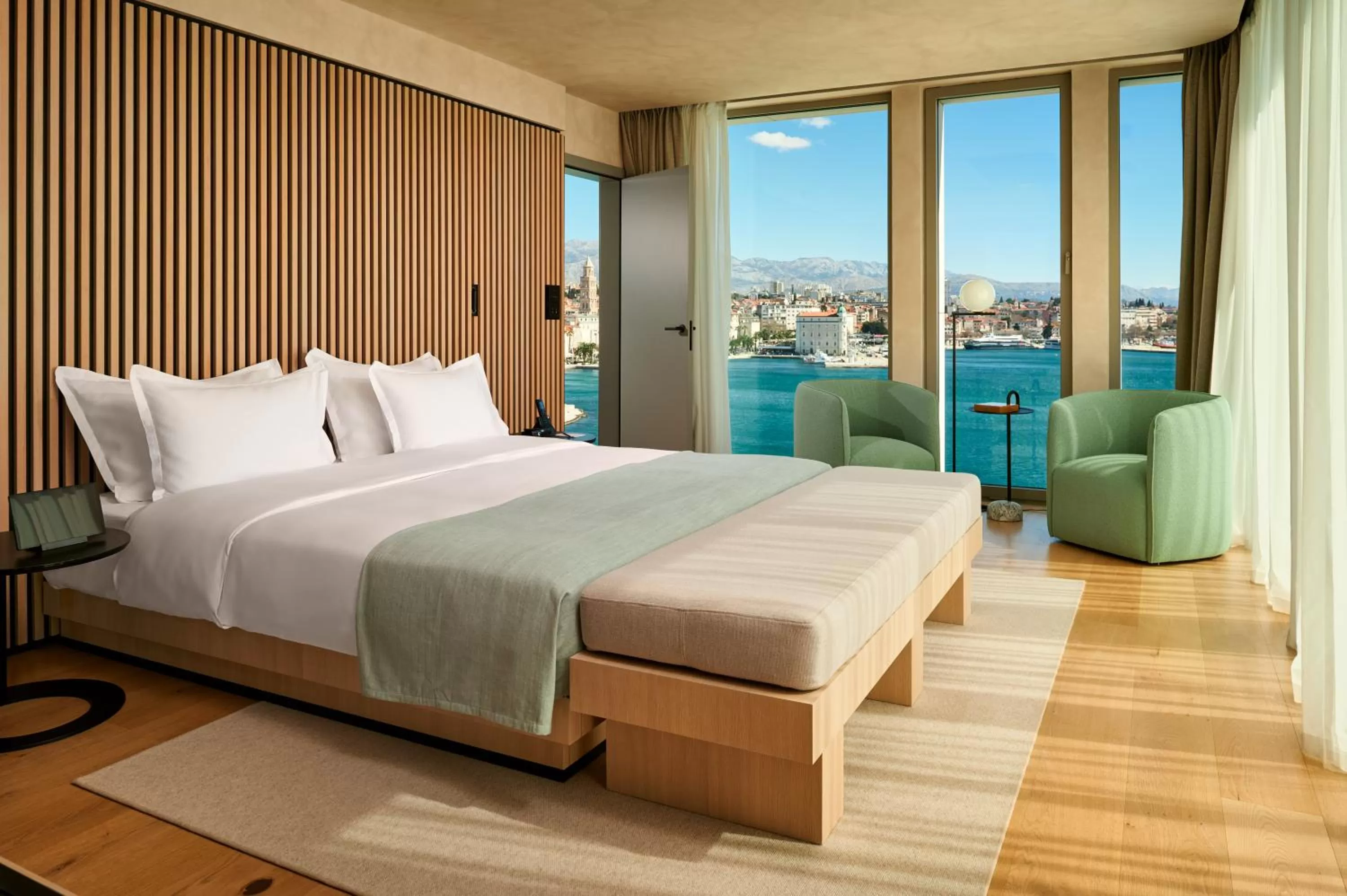 Bedroom, Bed in Hotel Ambasador