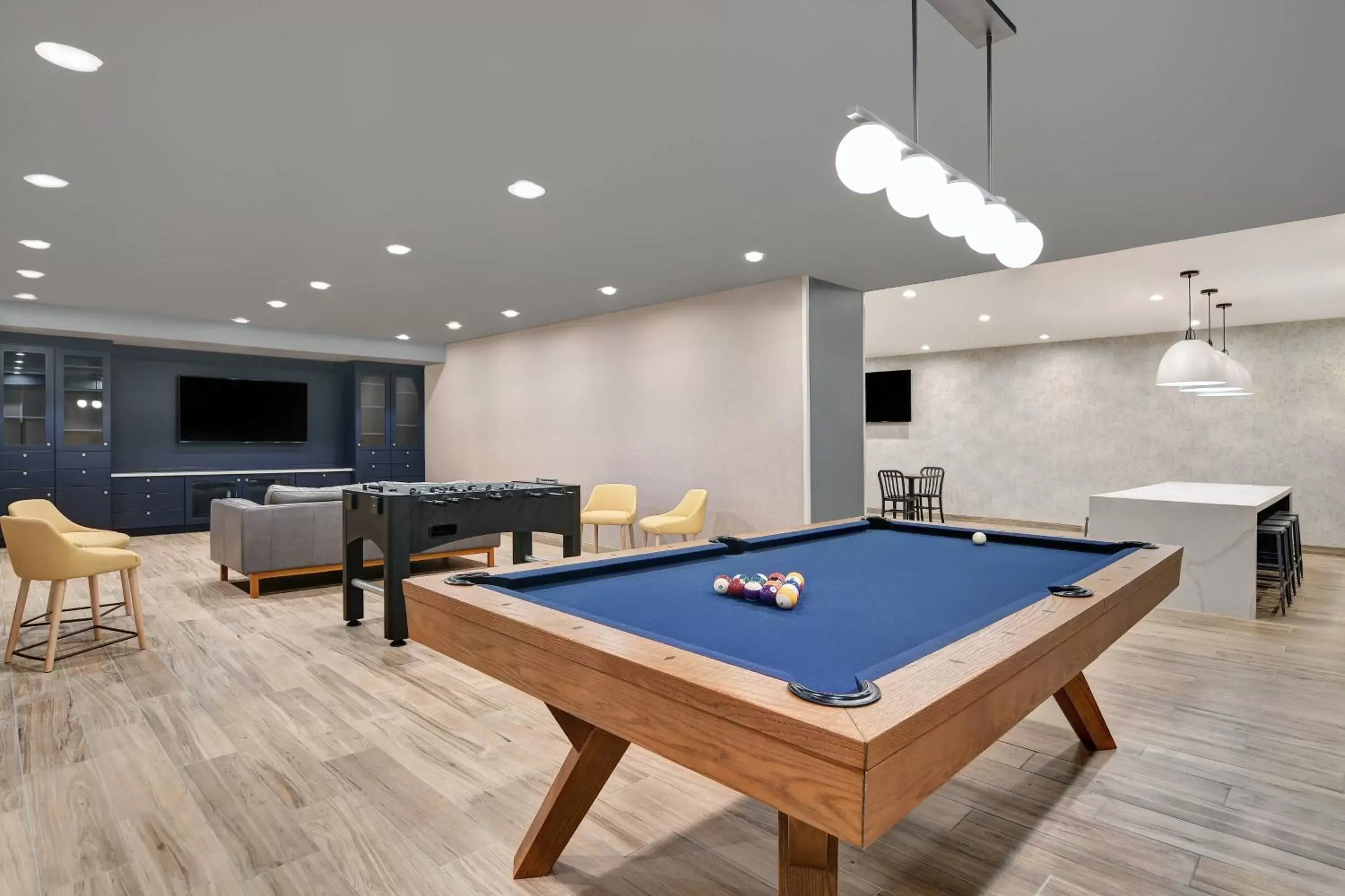 Other, Billiards in TownePlace Suites by Marriott Cincinnati Downtown