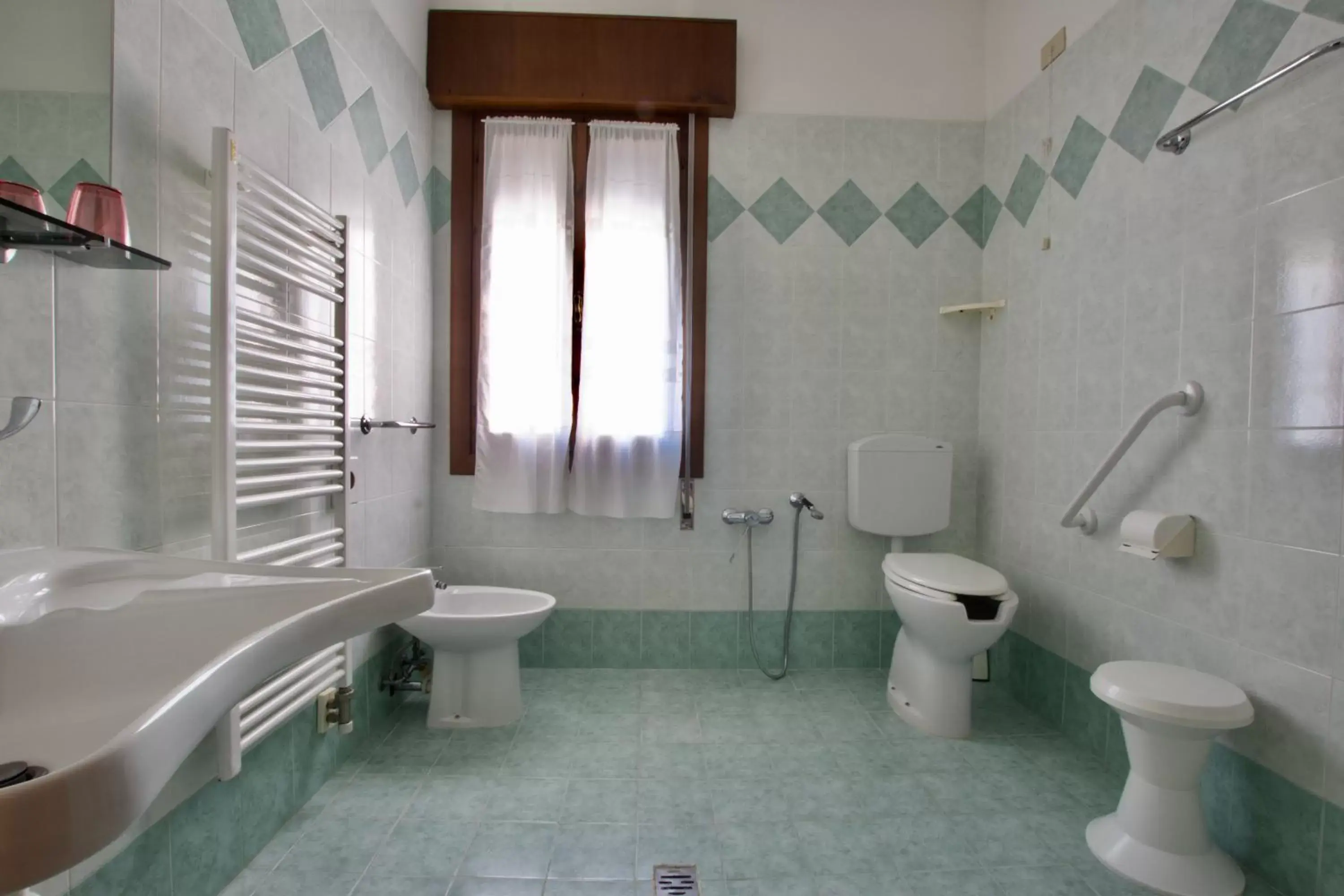 Bathroom in Residence Madrid