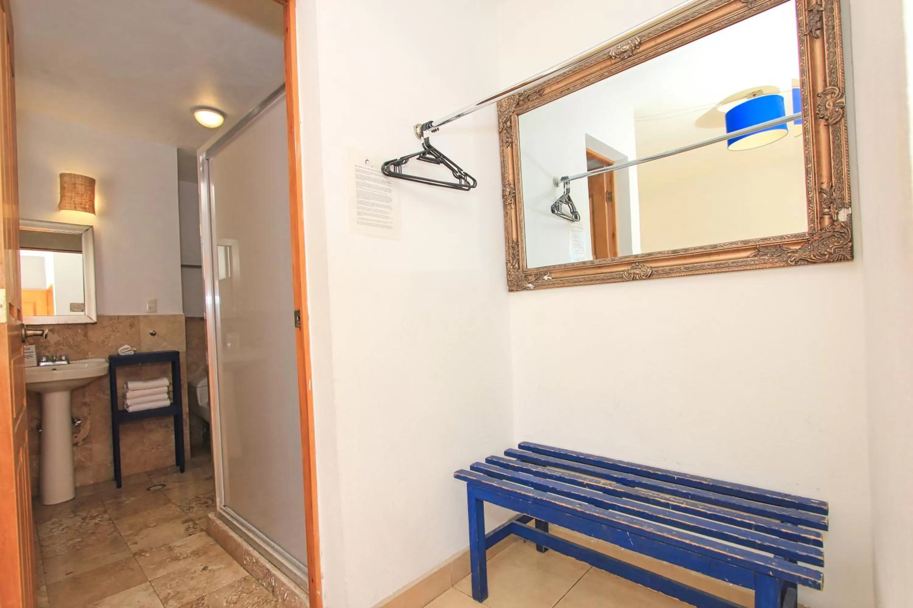 Bathroom in Hotel Real Guanajuato