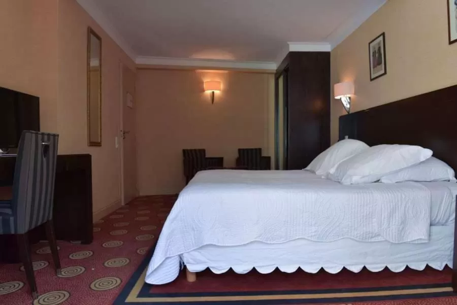 Photo of the whole room in Gradlon