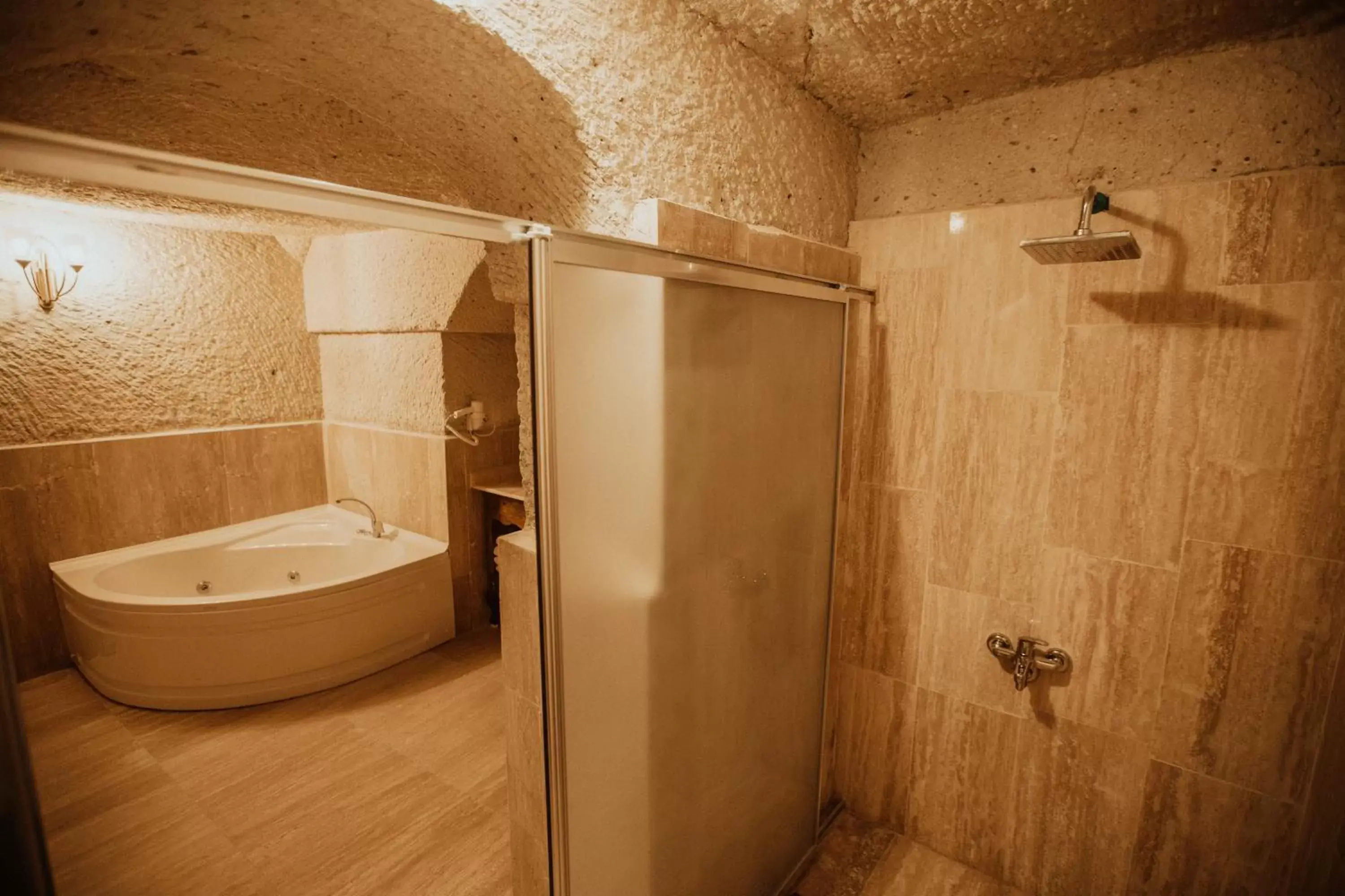 Shower, Bathroom in Alia Cave Hotel