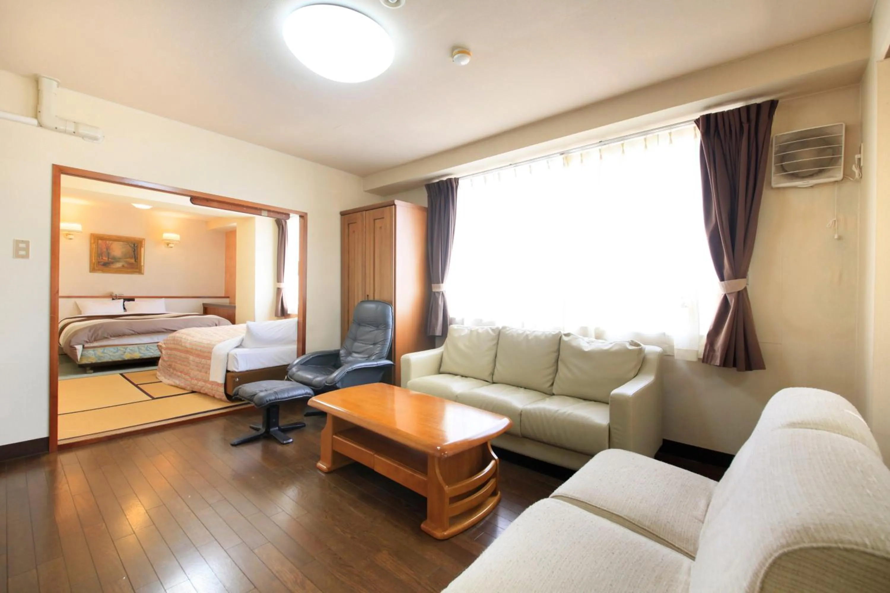 Photo of the whole room, Bed in Fujinomiya Green Hotel