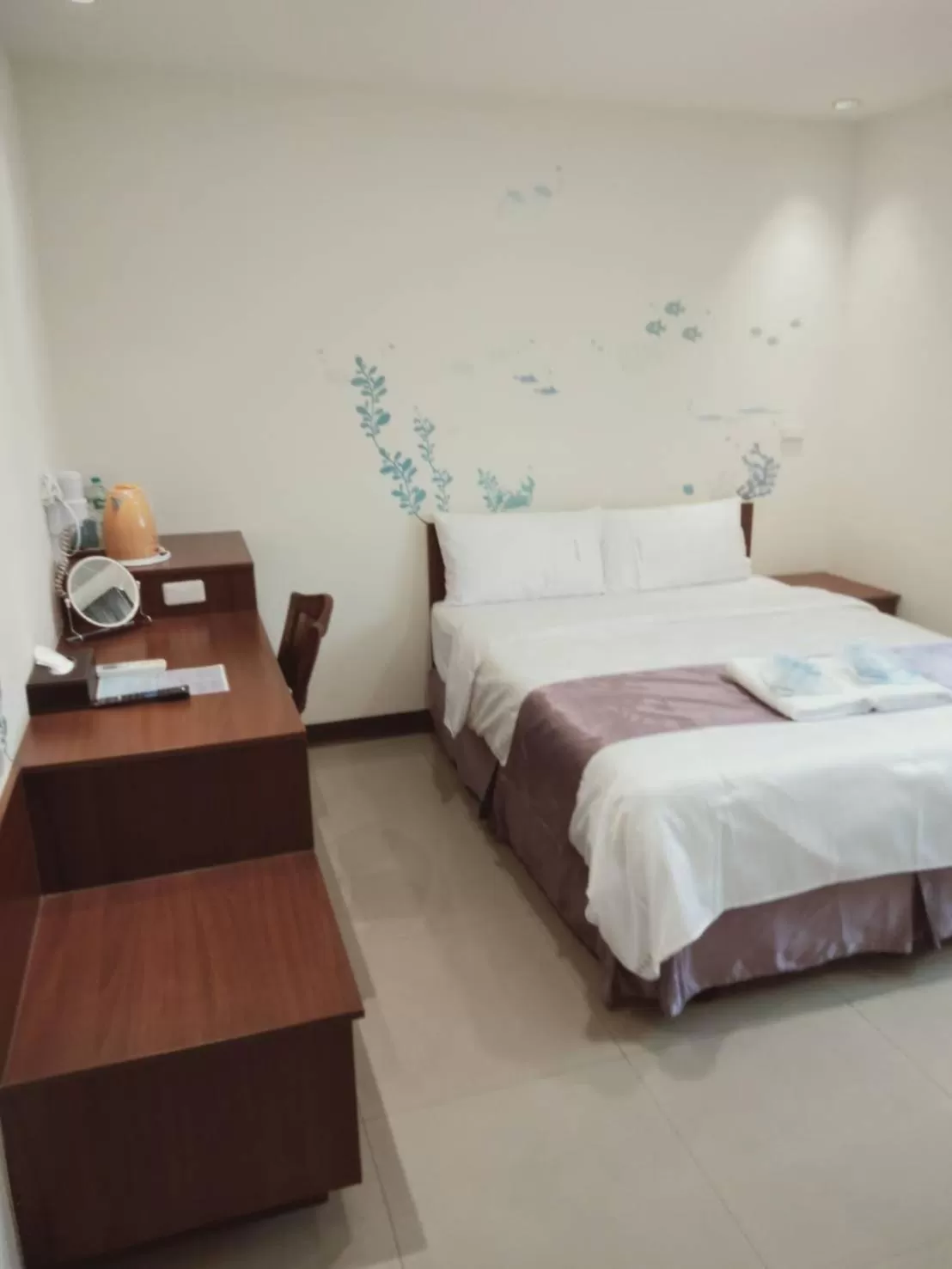 Photo of the whole room, Bed in Frank B&B