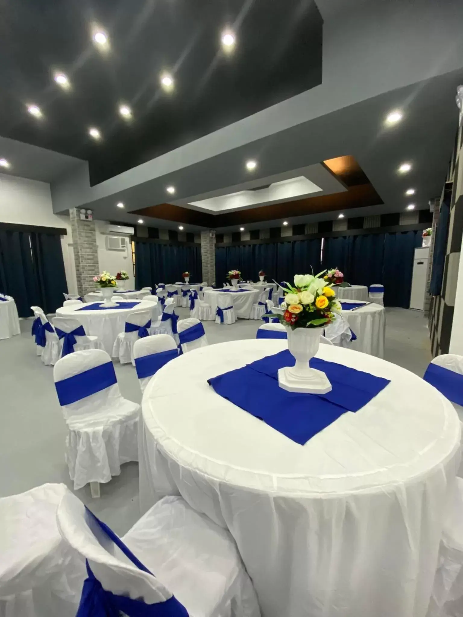 Meeting/conference room, Banquet Facilities in Skylodge Resort