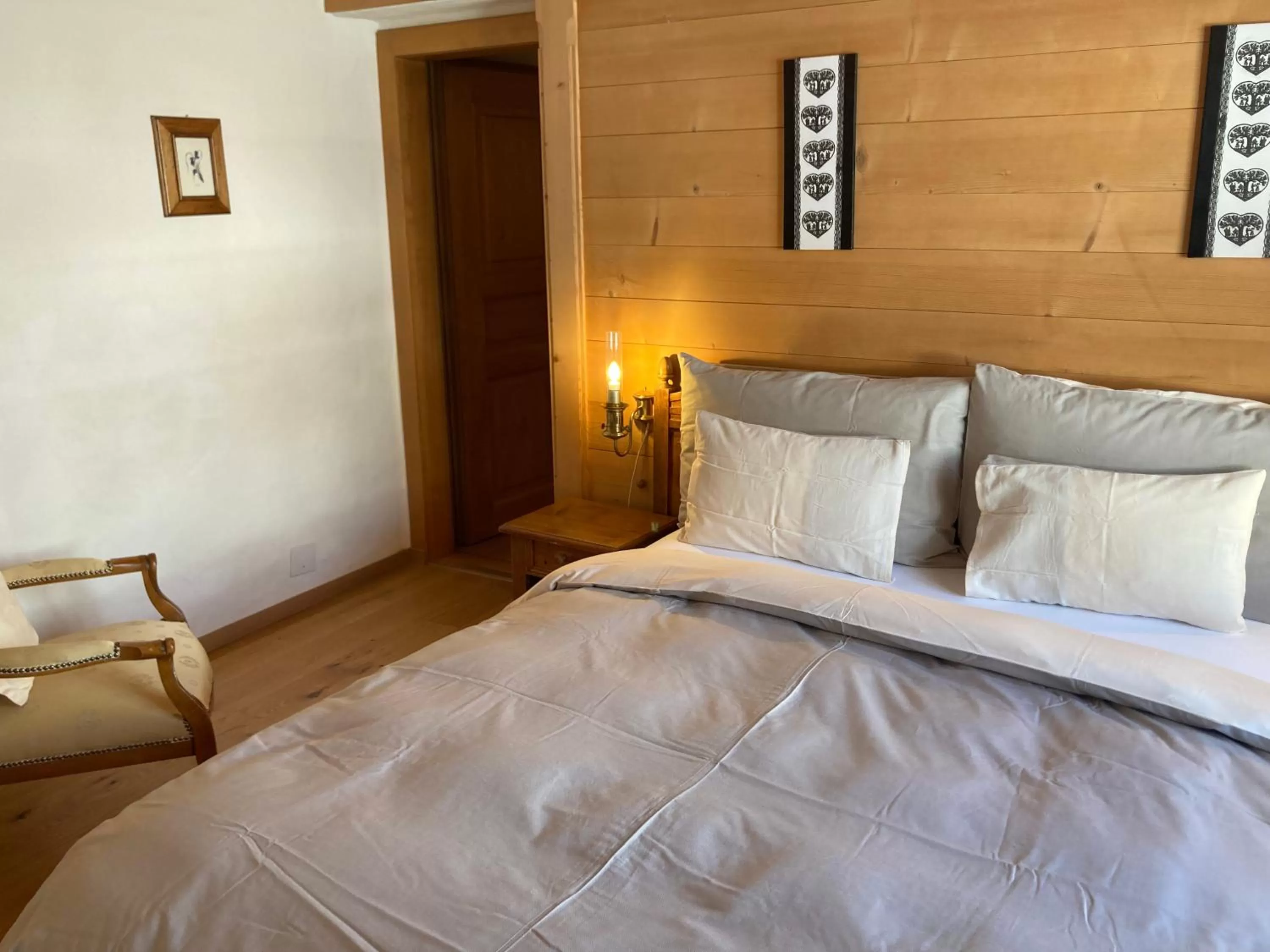 Bedroom, Bed in Hotel Alpenrose mit Gourmet-Restaurant Azalée