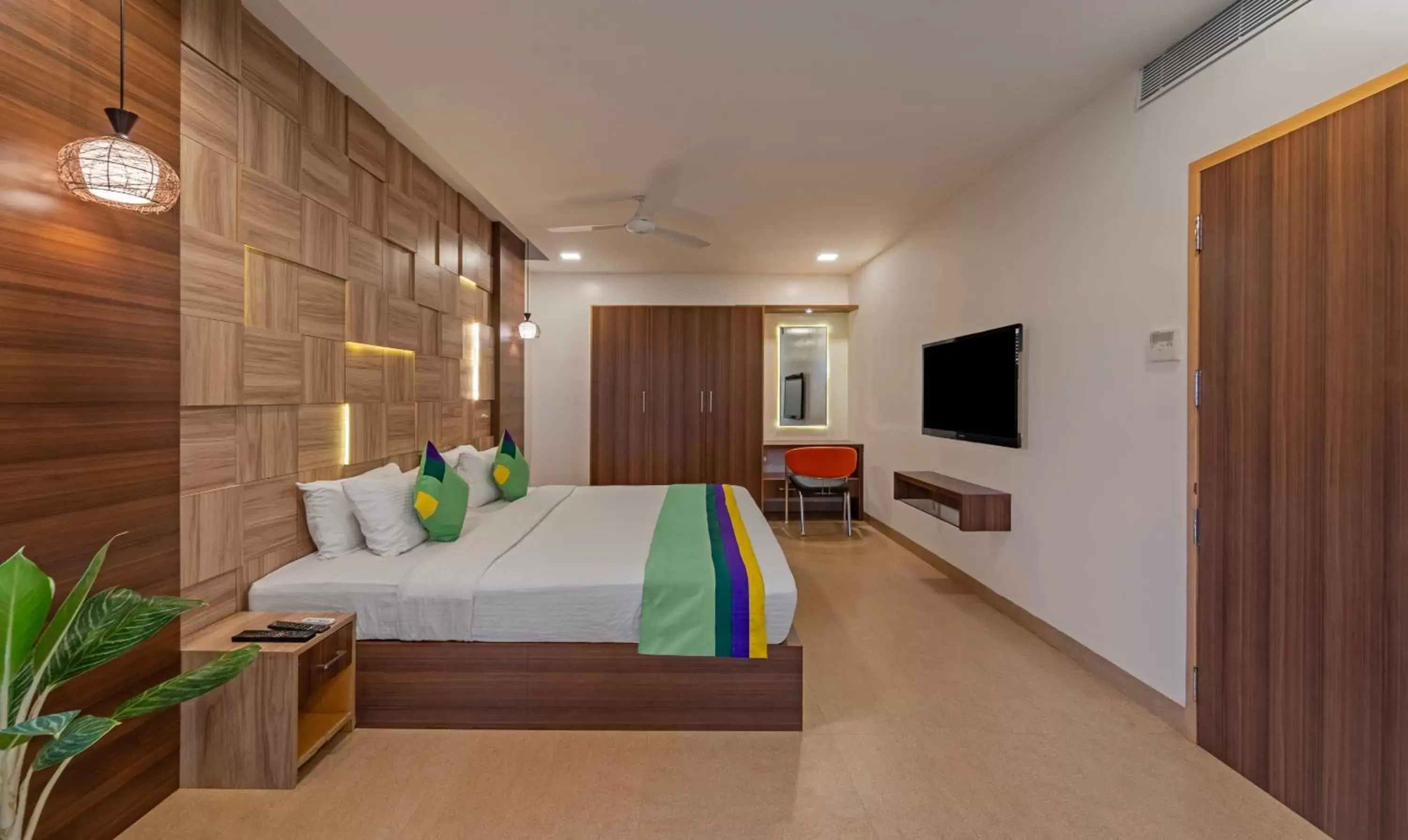 Bedroom, Bed in Treebo Golden Swan Tambaram Bedroom, Bed in Treebo Golden Swan Tambaram