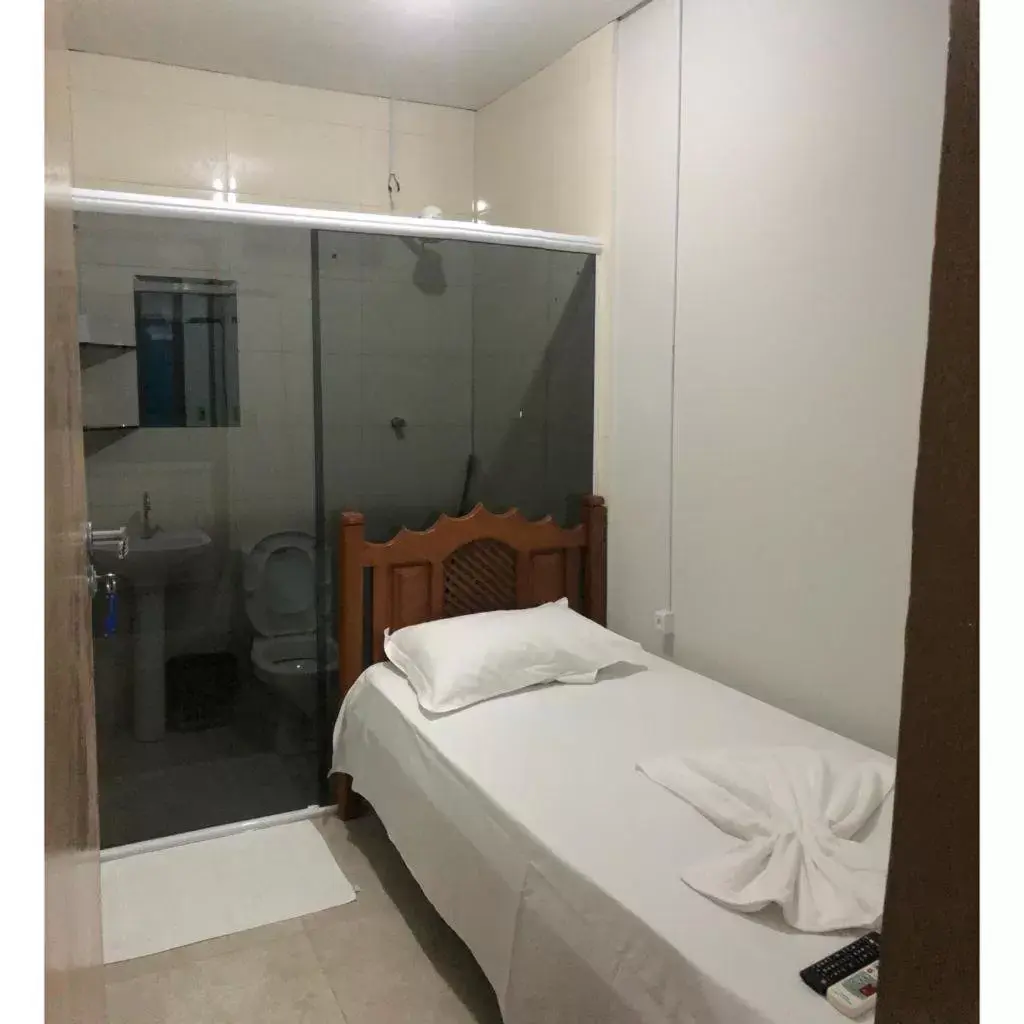 Single Room with Private Bathroom - single occupancy in Hotel Cuiabá Single Room with Private Bathroom - single occupancy in Hotel Cuiabá