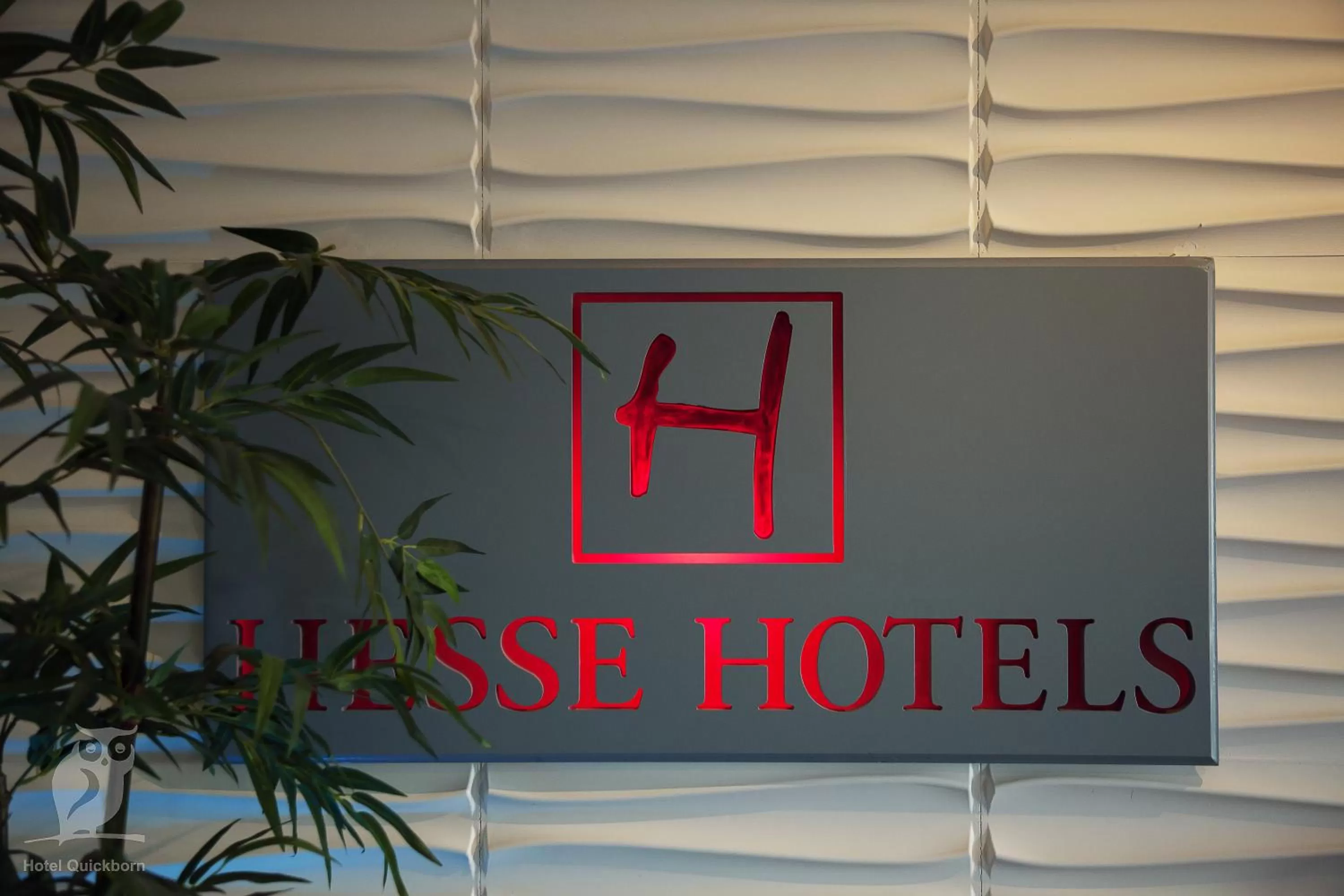 Property logo or sign in Hotel Quickborn & Gästehaus Hesse