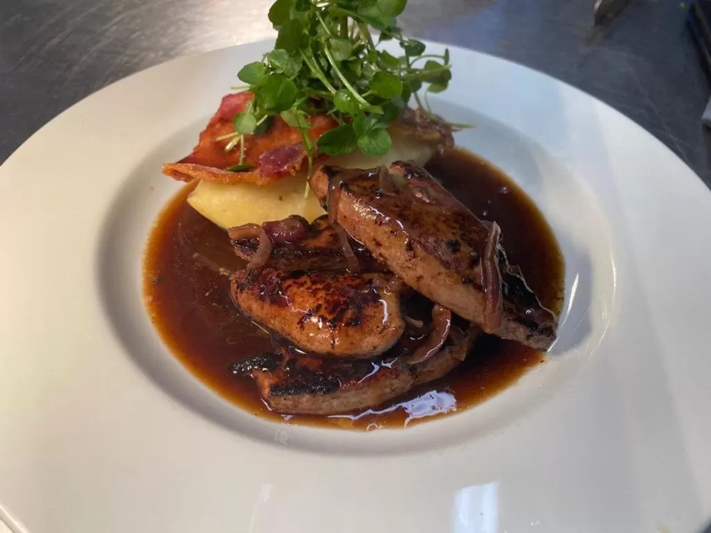 Food and drinks in Wellington Inn