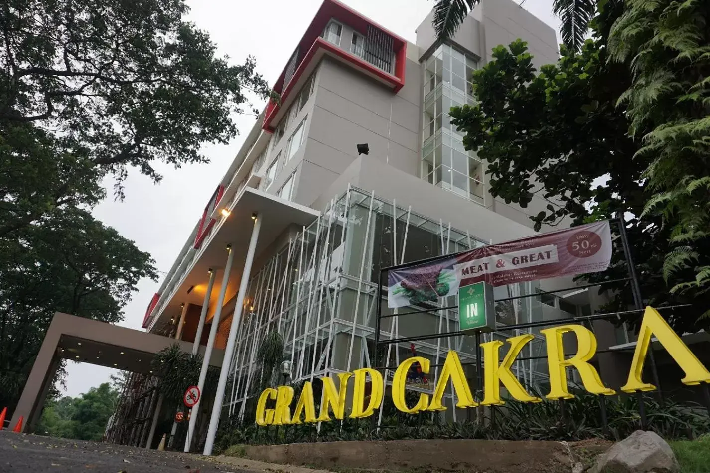 Property building in Grand Cakra Hotel Malang Property building in Grand Cakra Hotel Malang