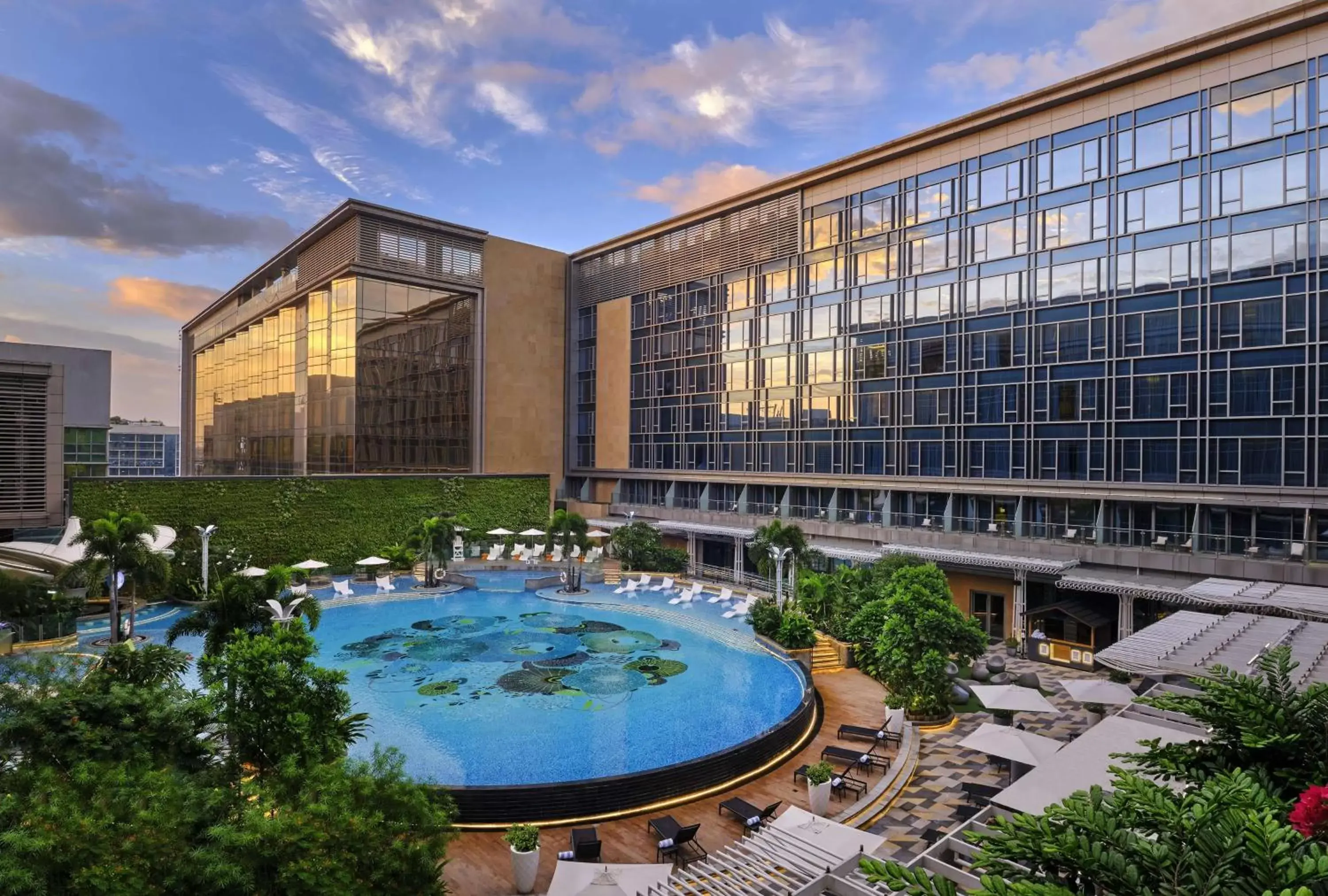 Pool view, Swimming Pool in Hilton Manila