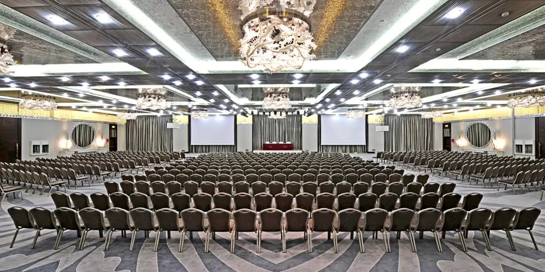 Meeting/conference room, Banquet Facilities in Crowne Plaza Bursa Convention Center & Thermal Spa, an IHG Hotel