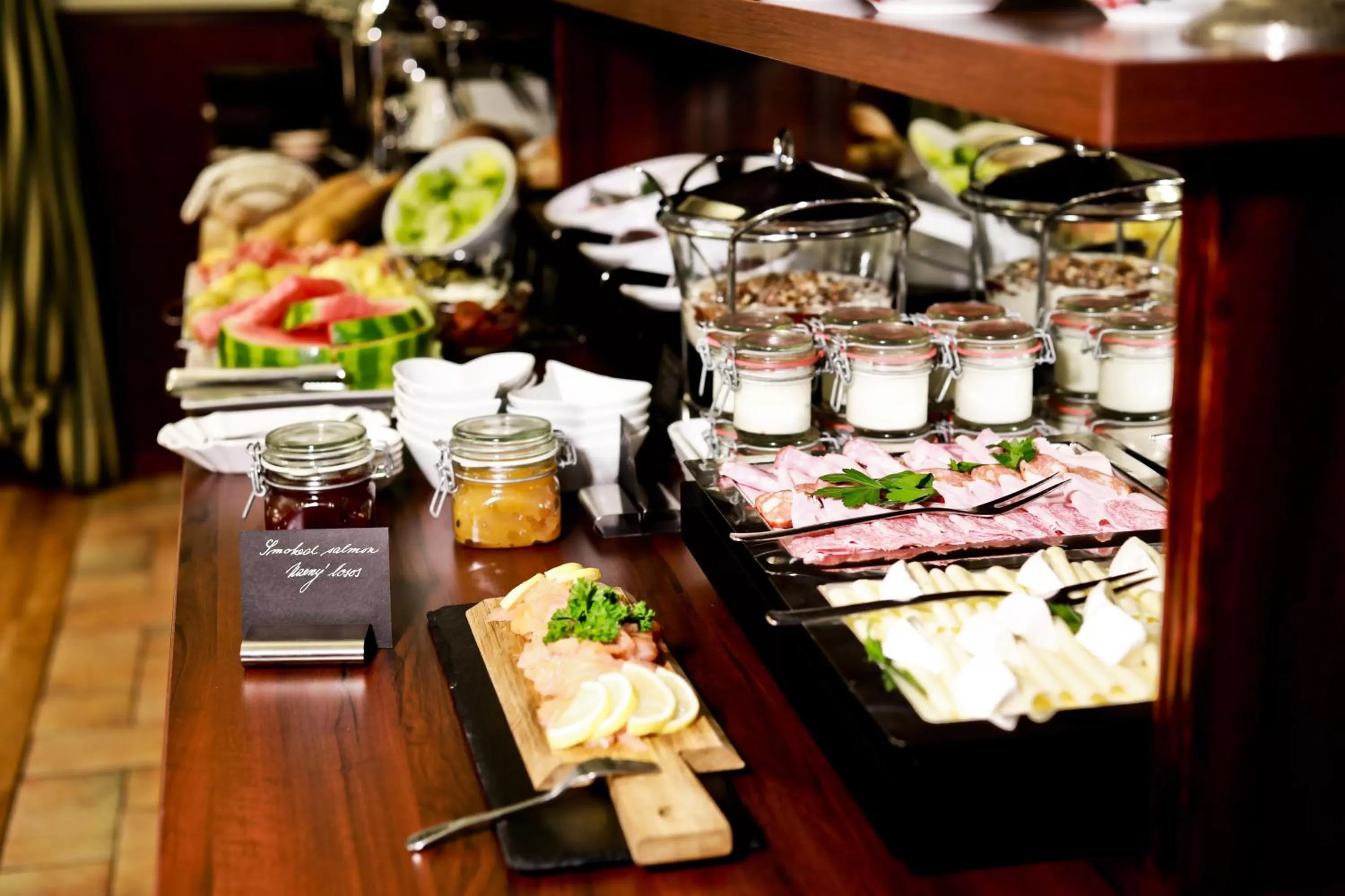 Restaurant/places to eat in Hotel Julian