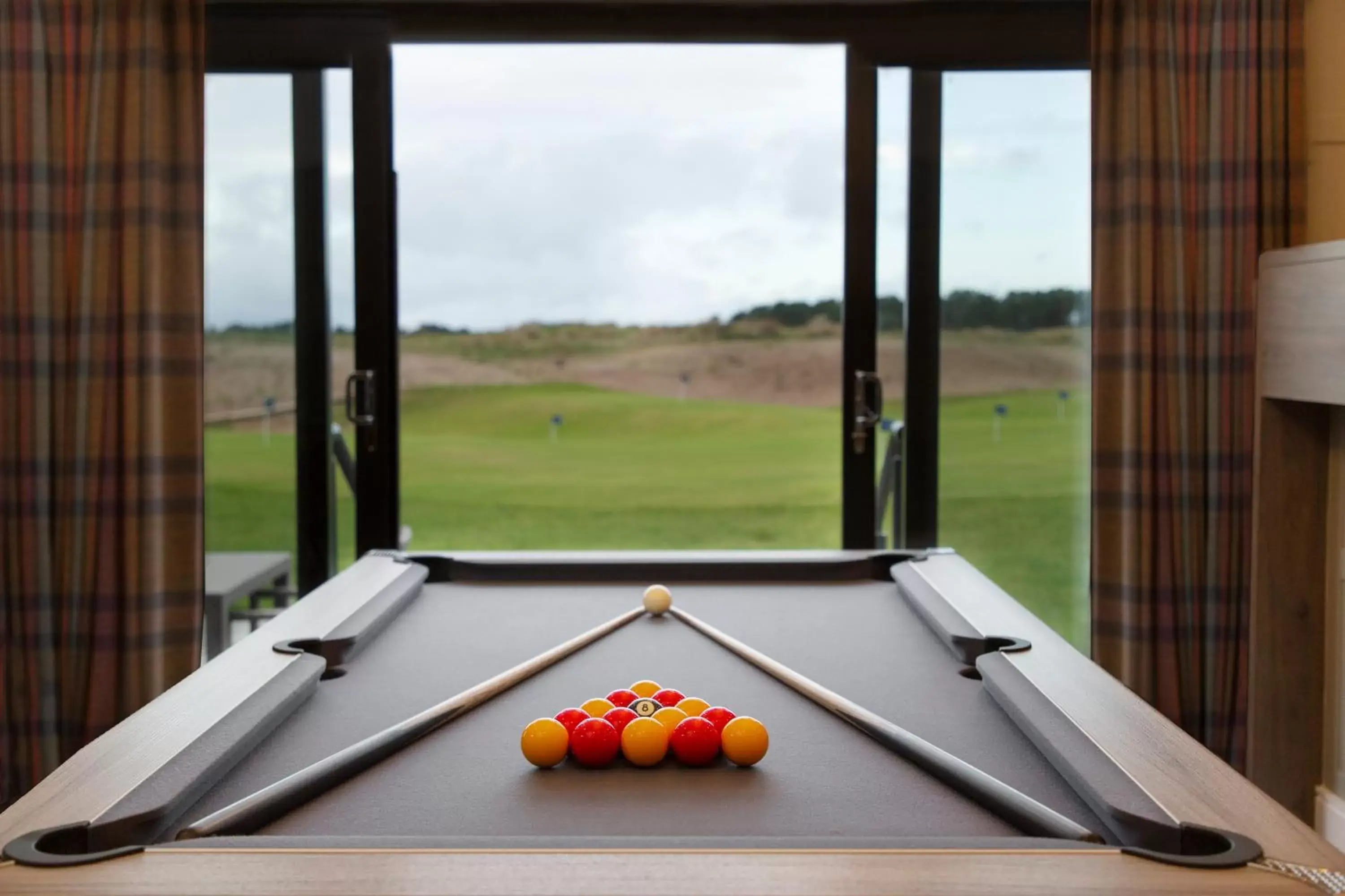 Billiard, Billiards in Dundonald Links