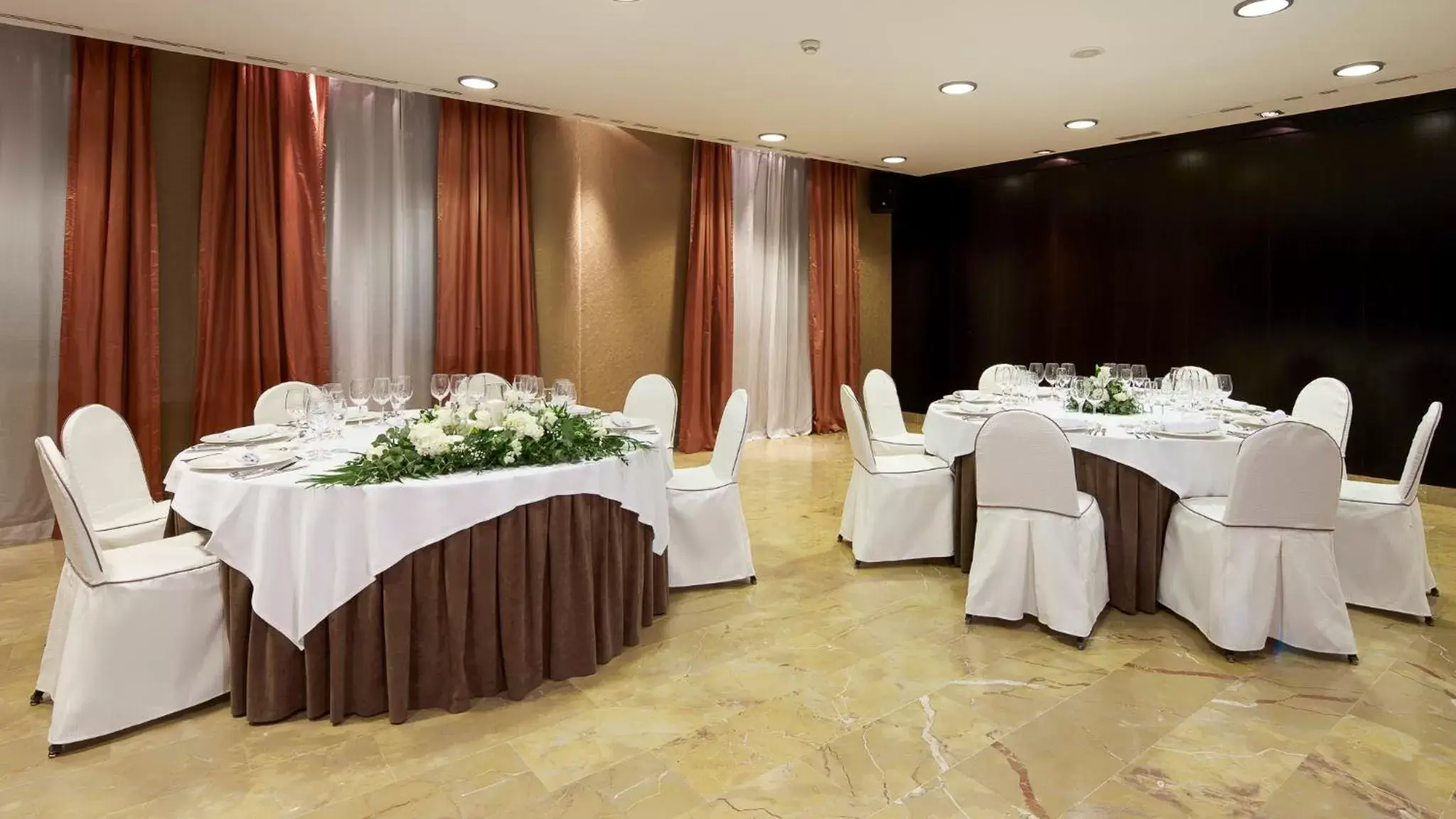 Banquet/Function facilities, Banquet Facilities in Sercotel Puerta de la Catedral