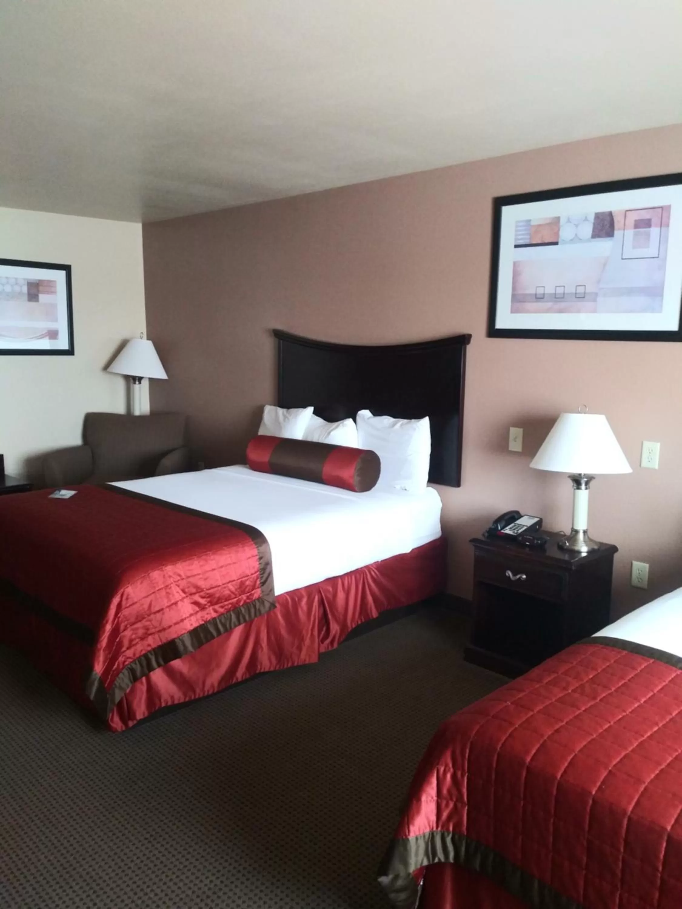 Bedroom, Bed in Baymont by Wyndham Wheeler