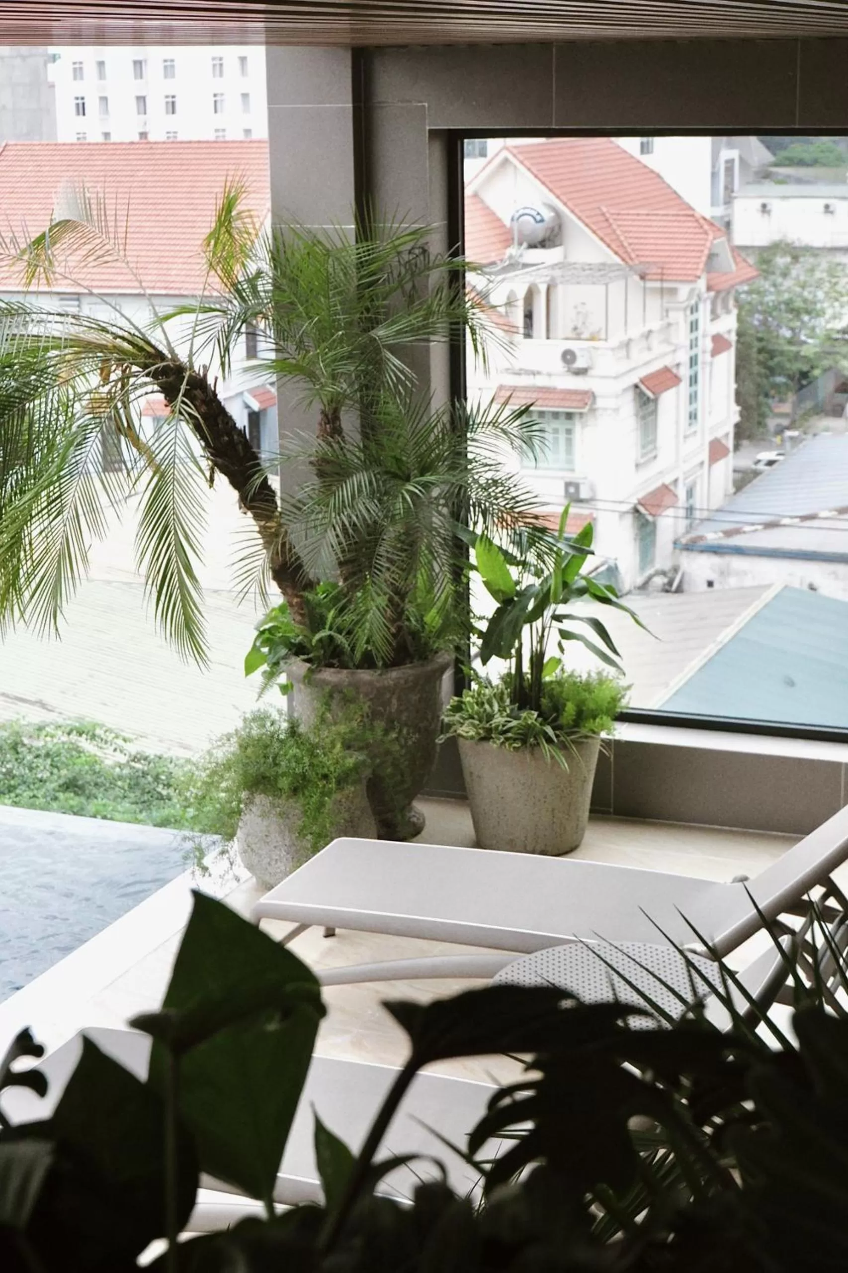 Swimming pool in D'Lecia Ha Long Hotel