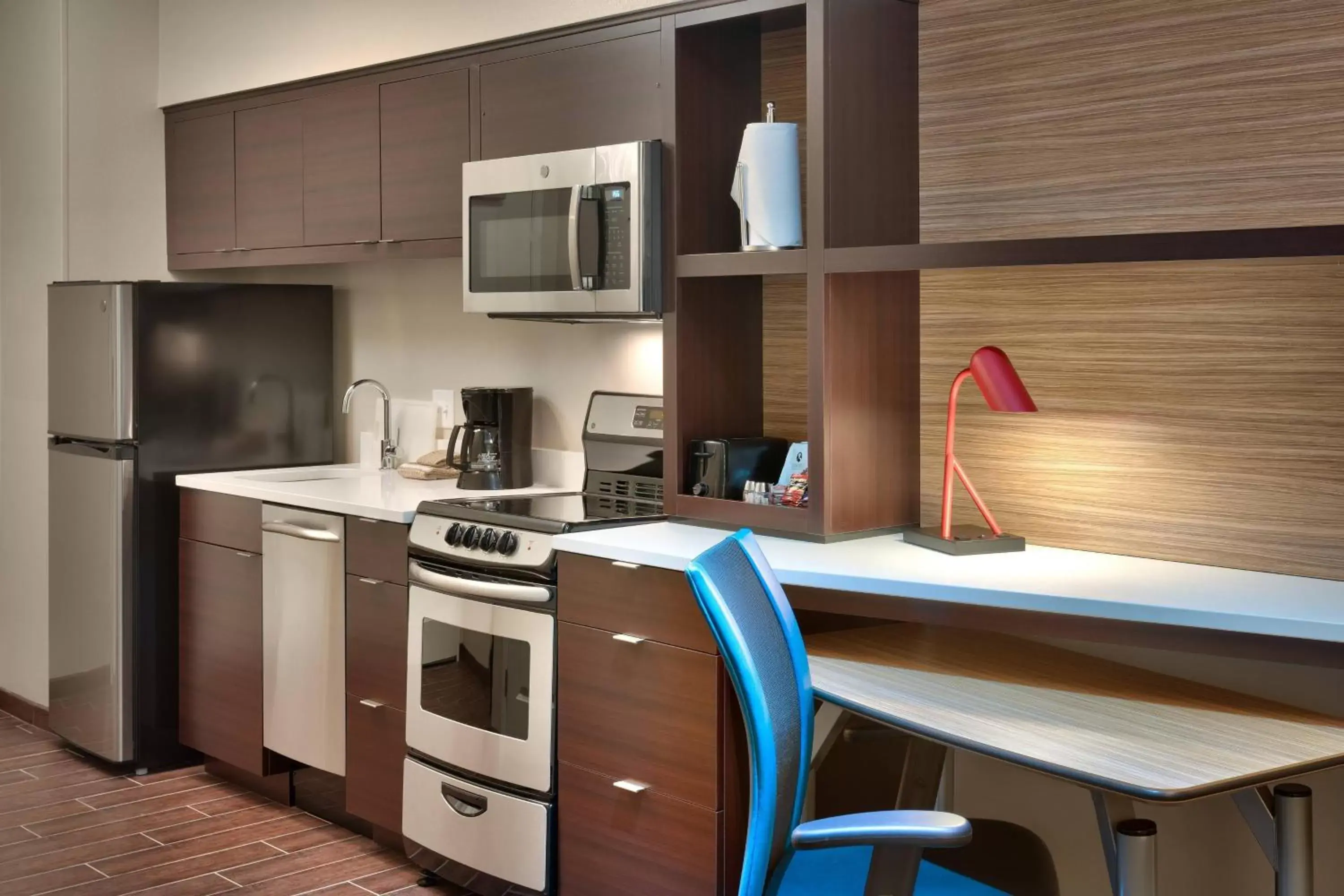 Kitchen or kitchenette, Kitchen/Kitchenette in TownePlace Suites by Marriott Clovis