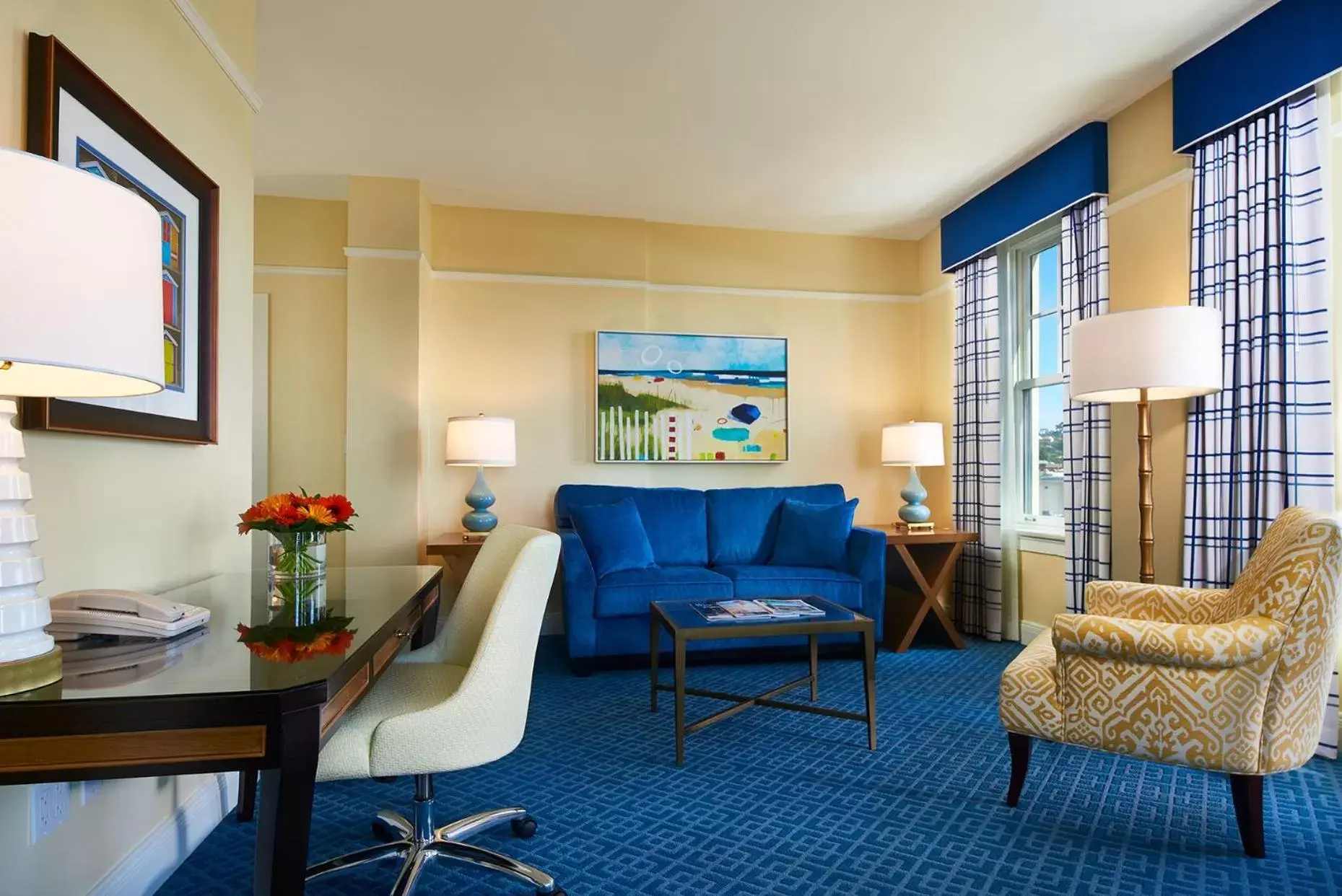 Living room, Seating Area in Grande Colonial La Jolla