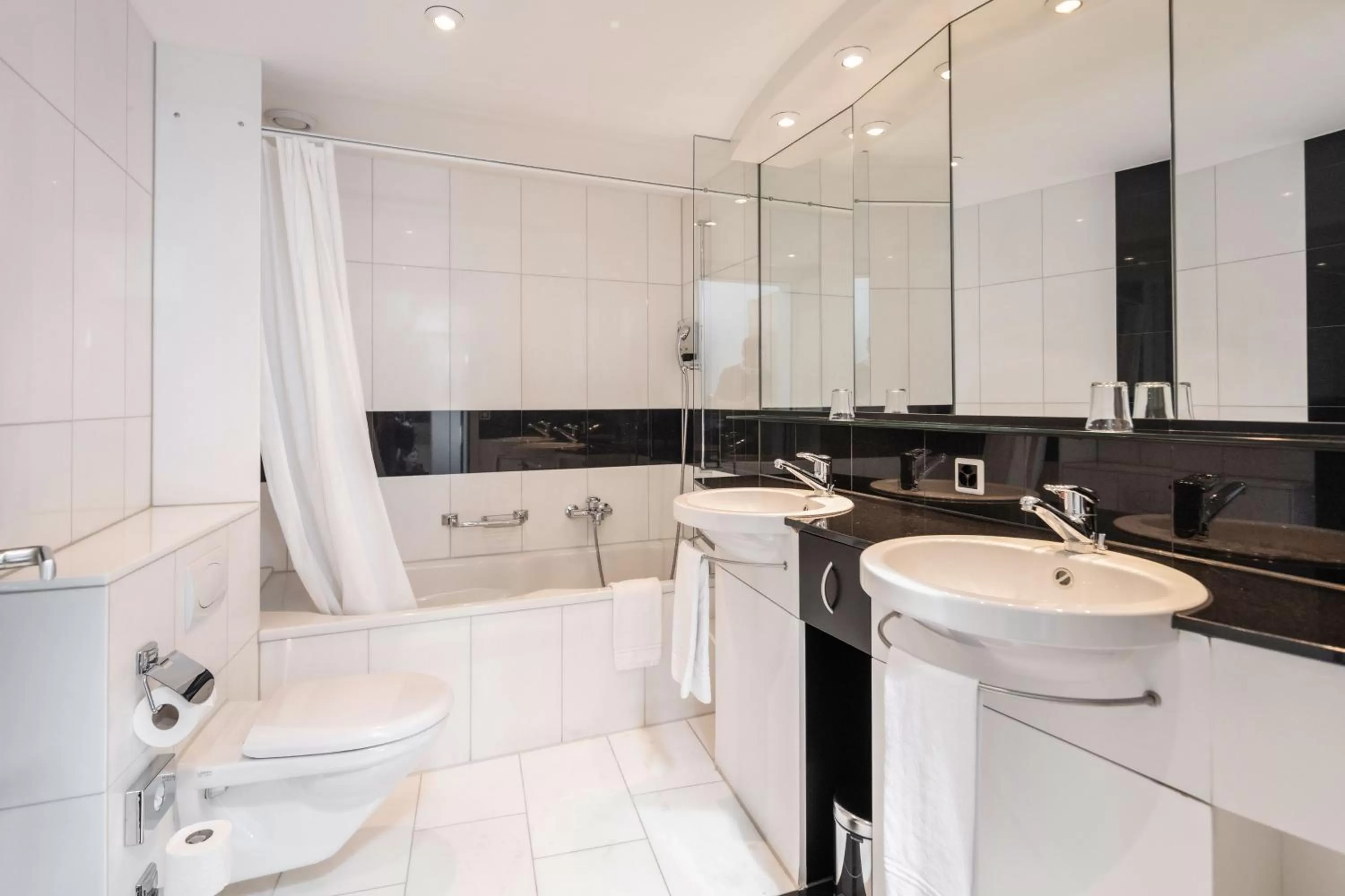 Bathroom in Hotel Seeburg