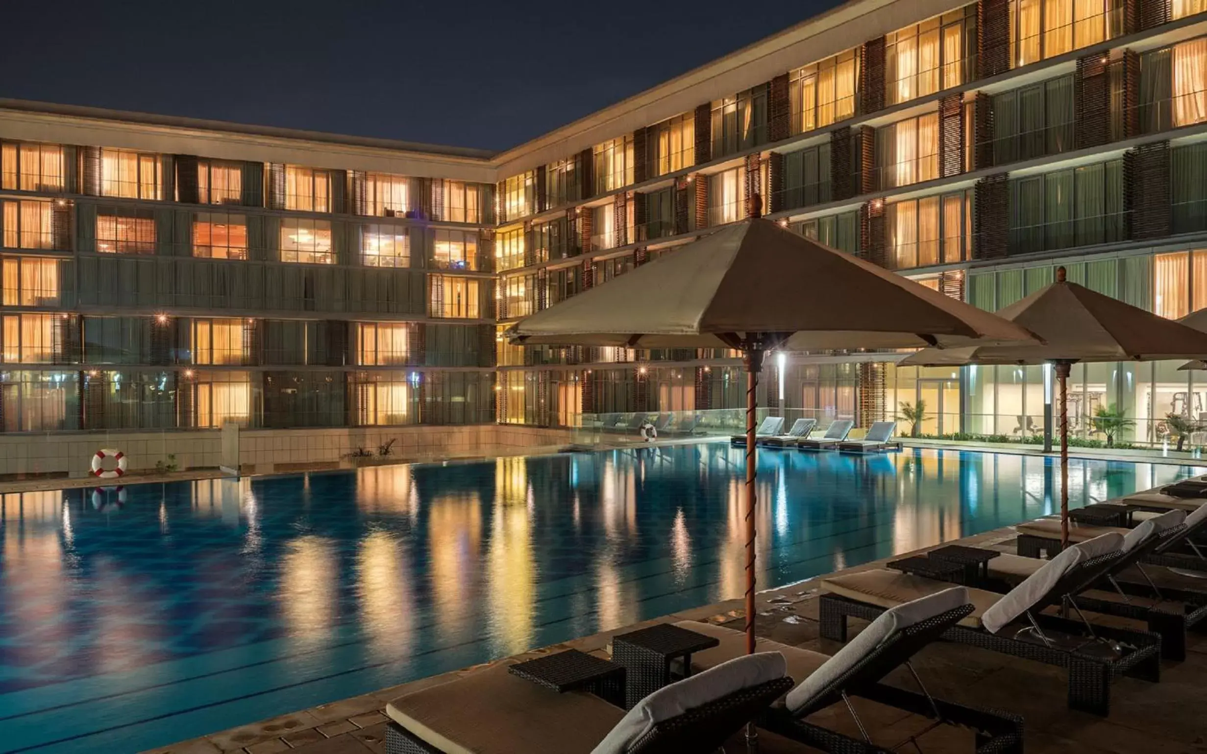 Swimming Pool in Kempinski Hotel Gold Coast City