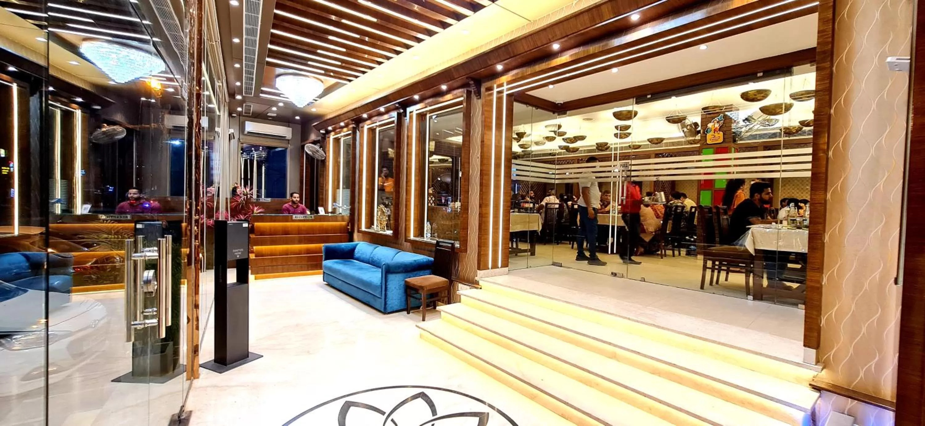 Lobby or reception in Hotel Makhan Residency