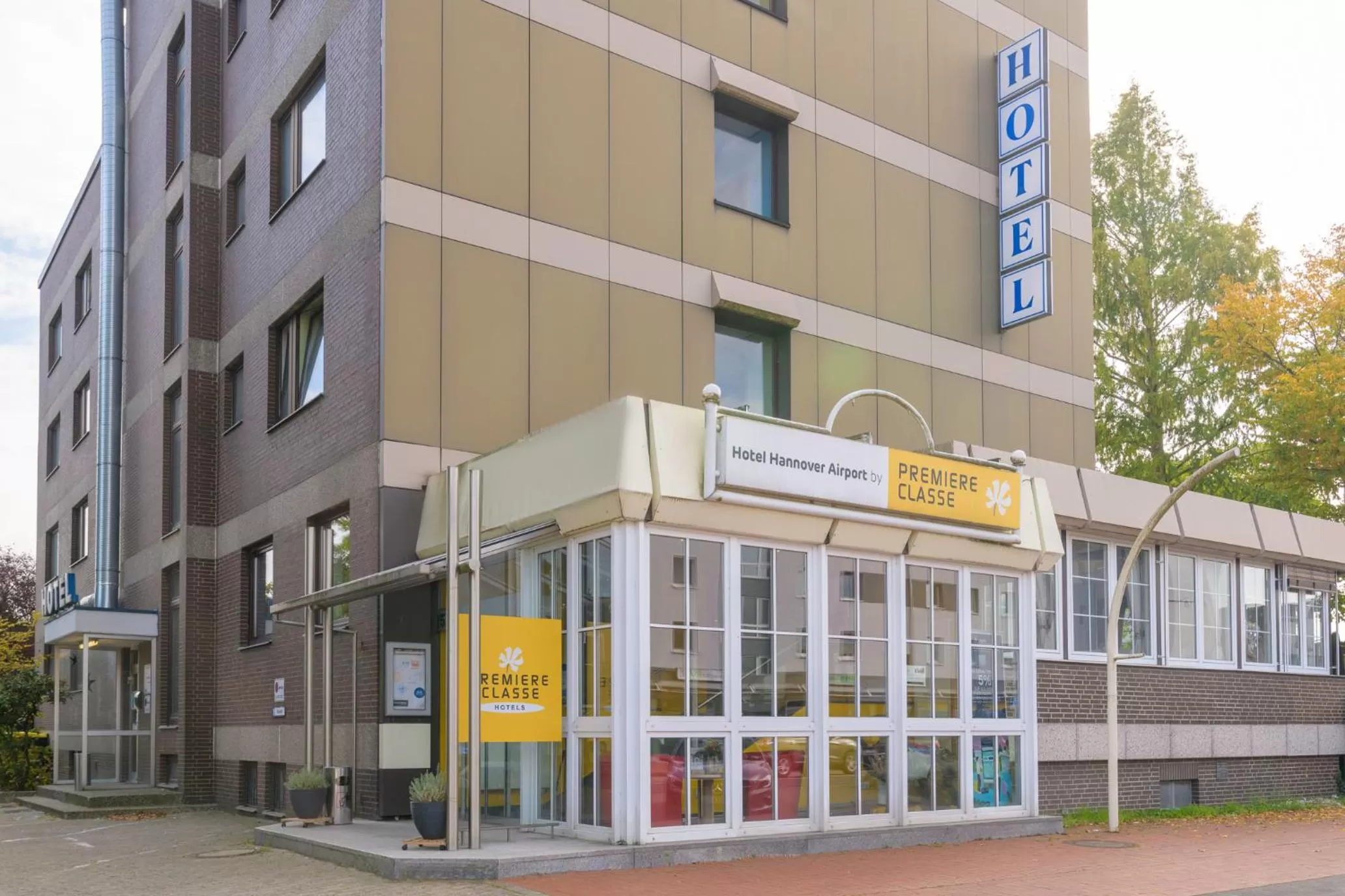 Property building in Hotel Hannover Airport by Premiere Classe