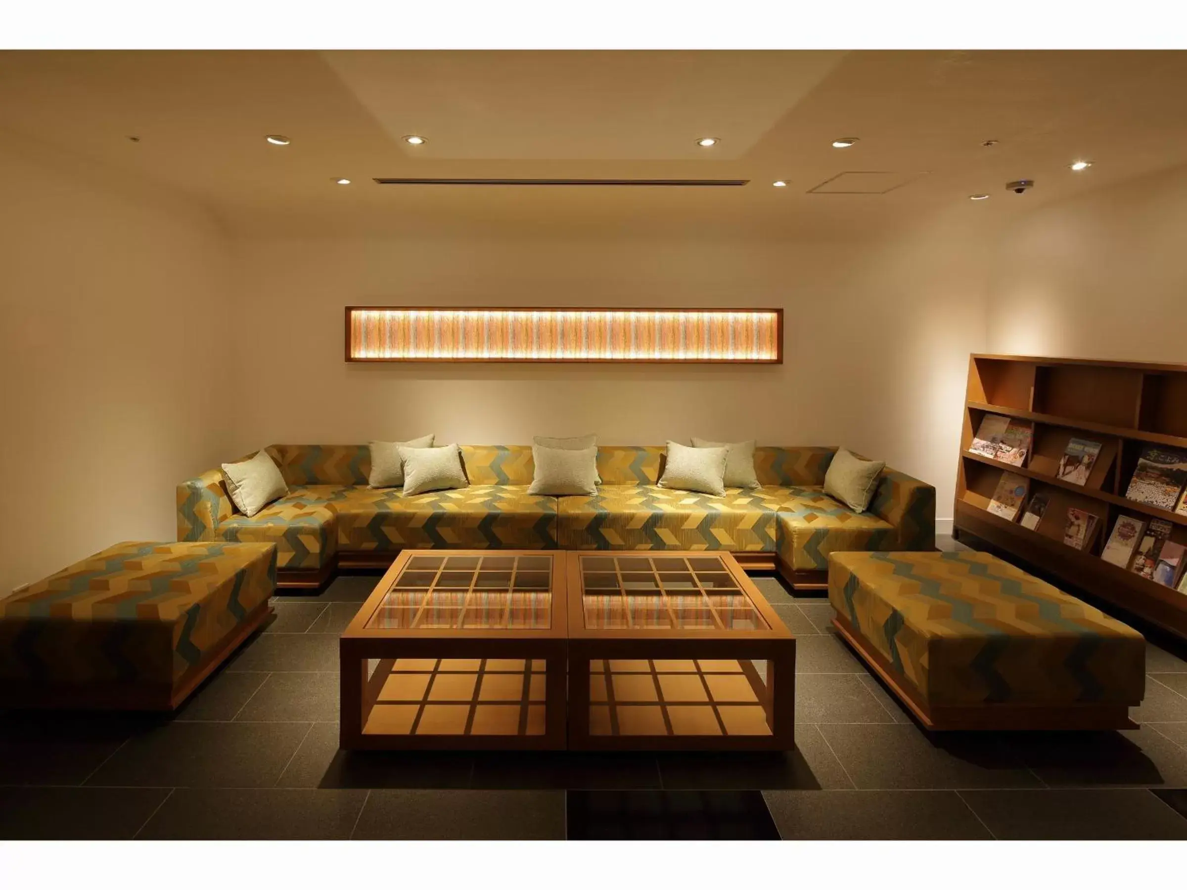 Living room, Bed in Hotel Gracery Kyoto Sanjo