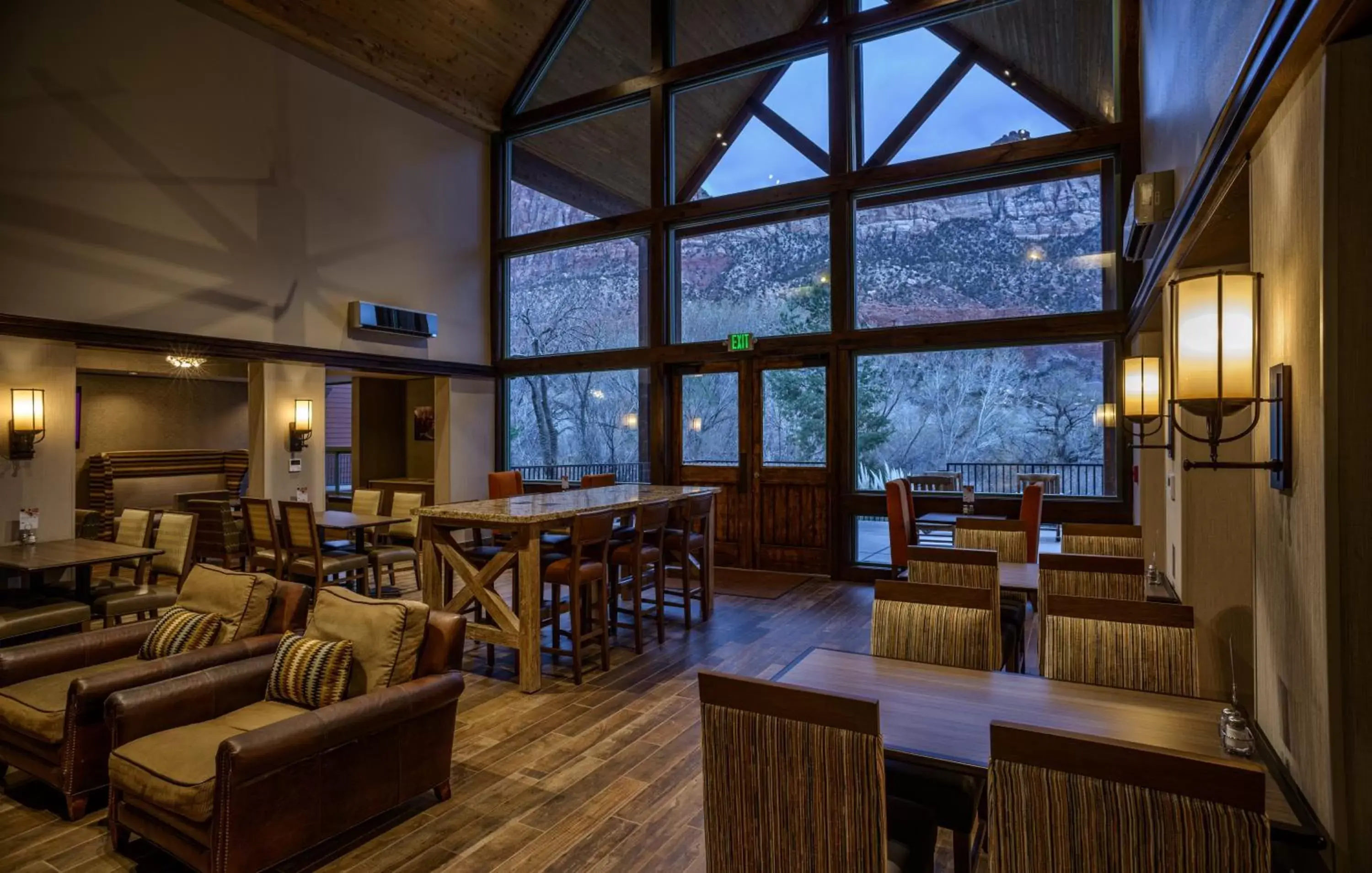 Restaurant/Places to Eat in Holiday Inn Express Springdale - Zion National Park Area, an IHG Hotel