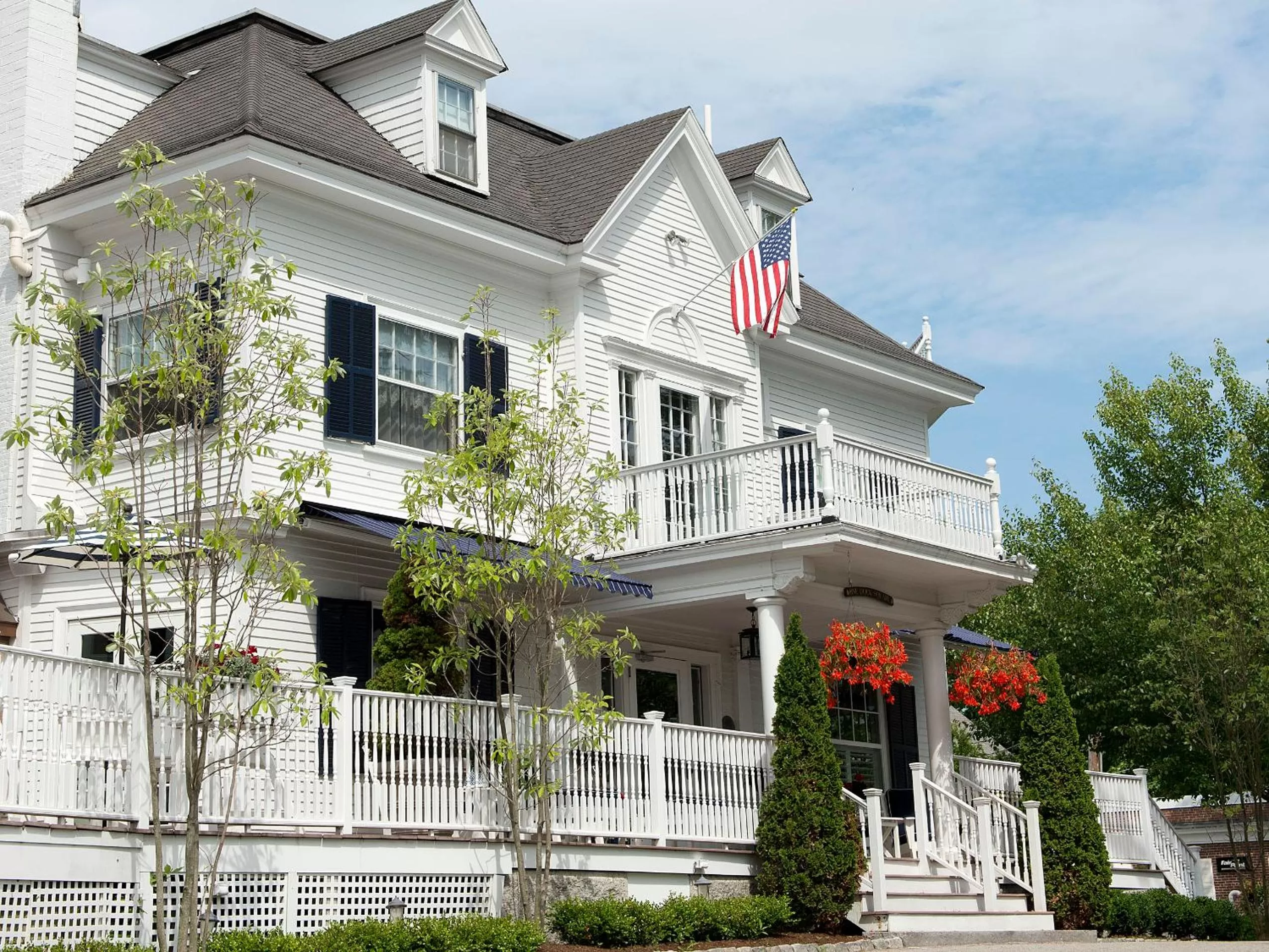 Facade/entrance in Kennebunkport Inn