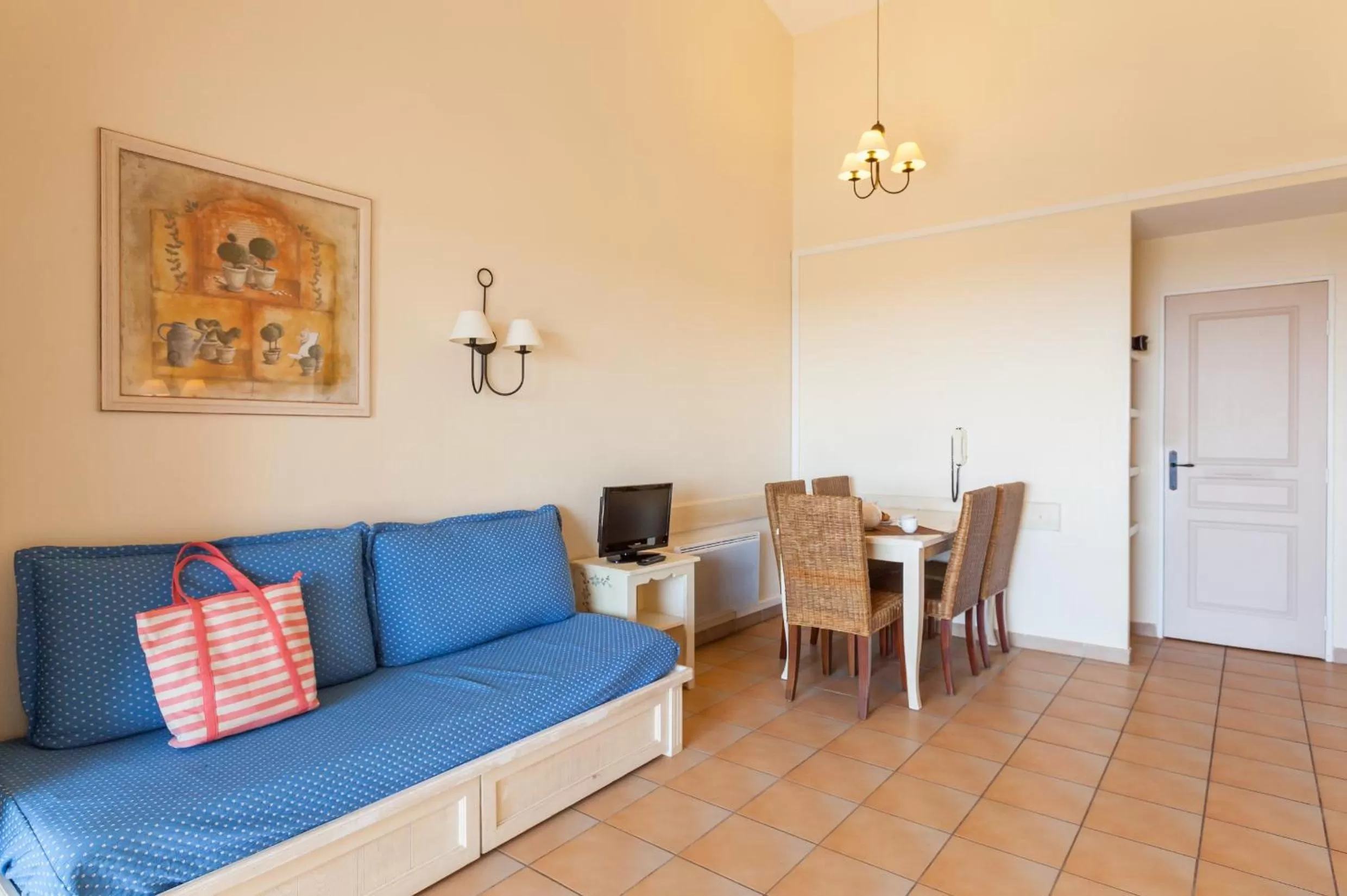 Bed in Résidence Pierre & Vacances Les Restanques du Golfe de Saint-Tropez