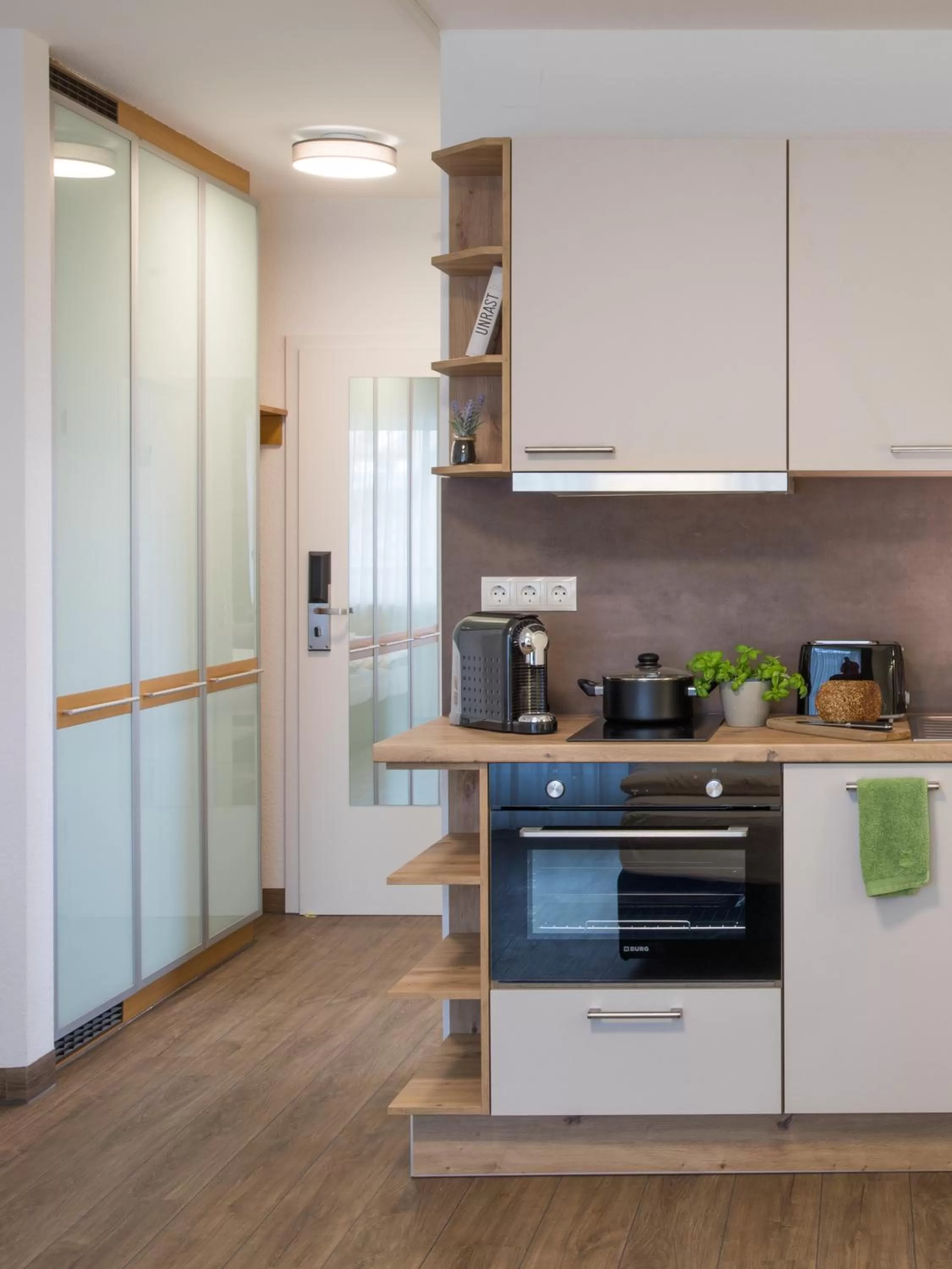 Coffee/tea facilities in Hotel Am Kurpark Späth