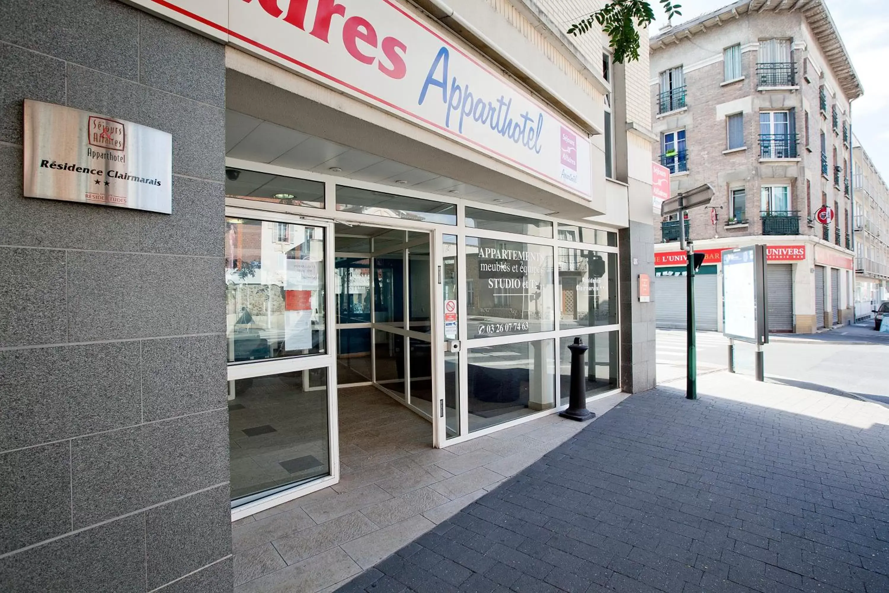 Facade/entrance in Séjours & Affaires Reims Clairmarais