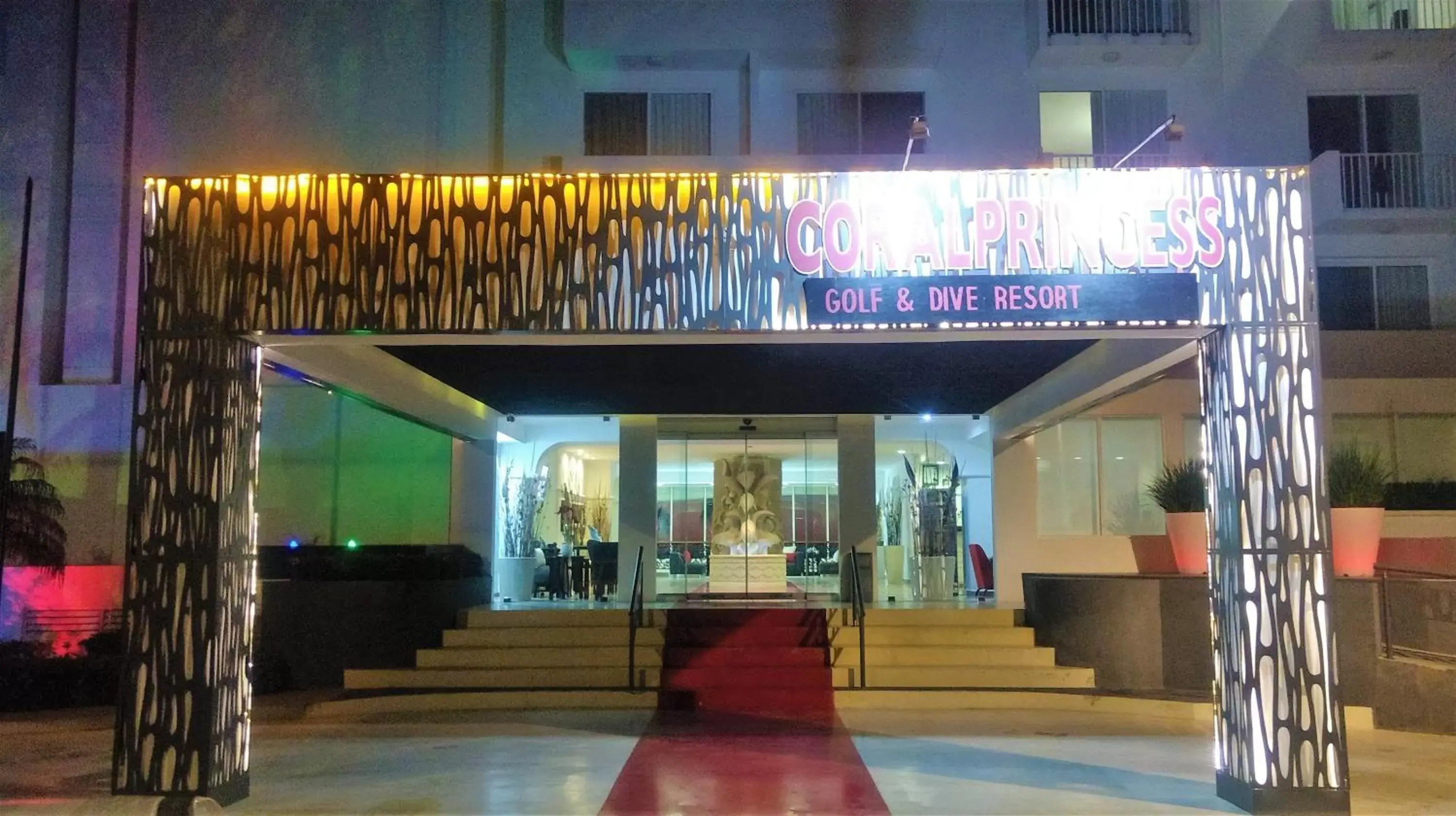 Facade/entrance in Coral Princess Hotel & Dive Resort