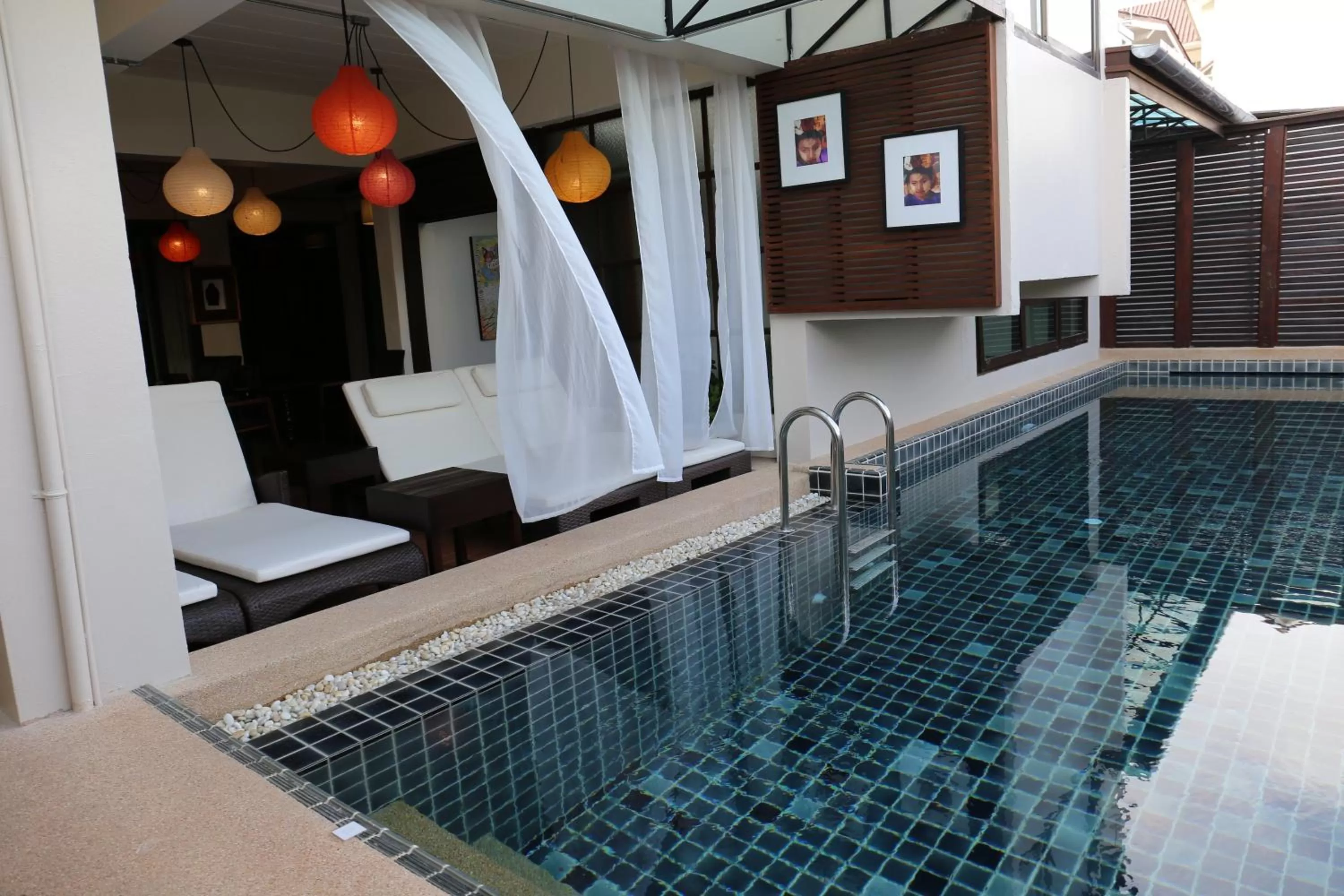 Swimming pool in Kampaeng Ngam Hotel