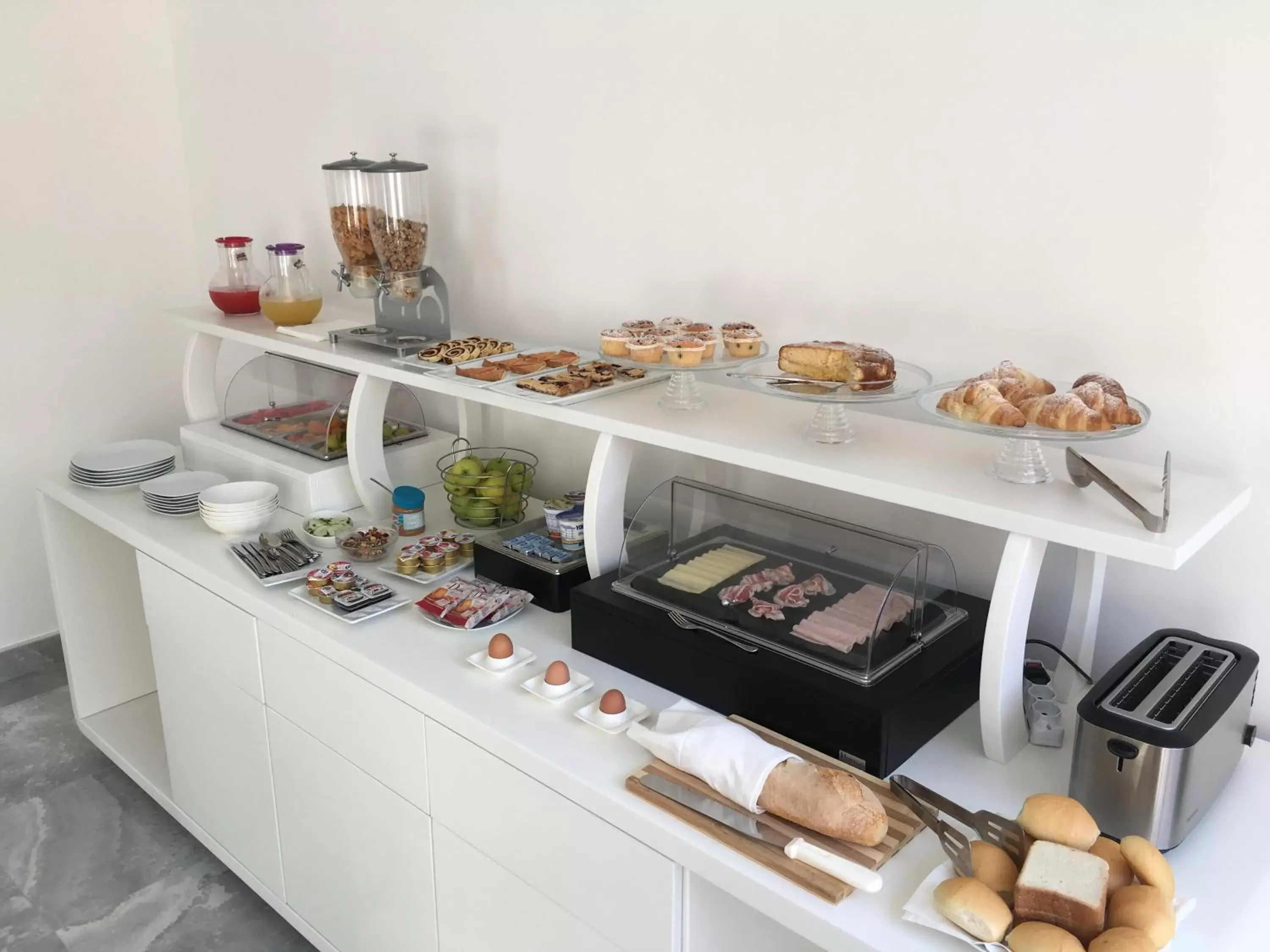 Buffet breakfast, Food in Aether Suites Tropea - Free Parking