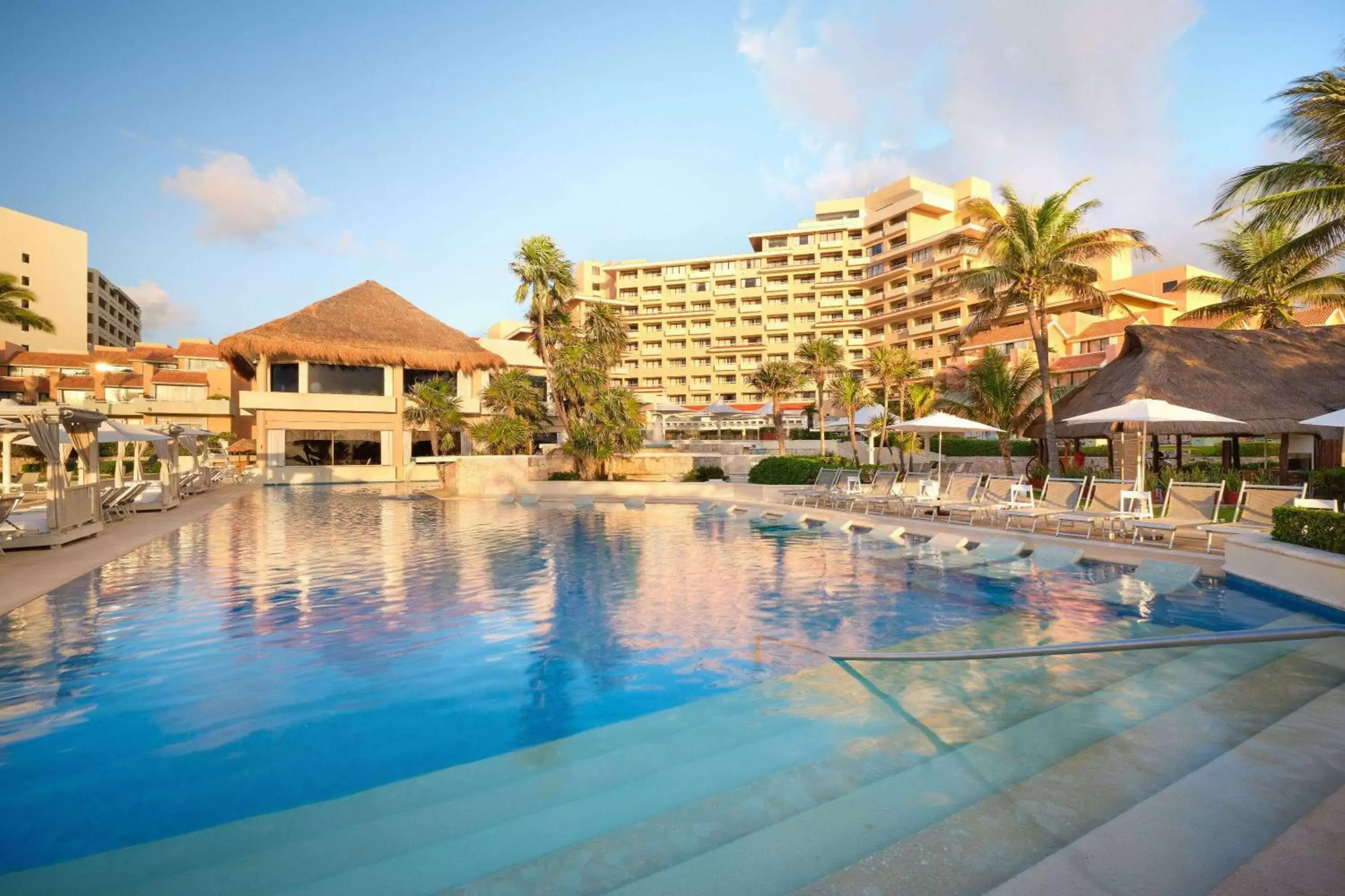 Pool view, Swimming Pool in Wyndham Grand Cancun All Inclusive Resort & Villas