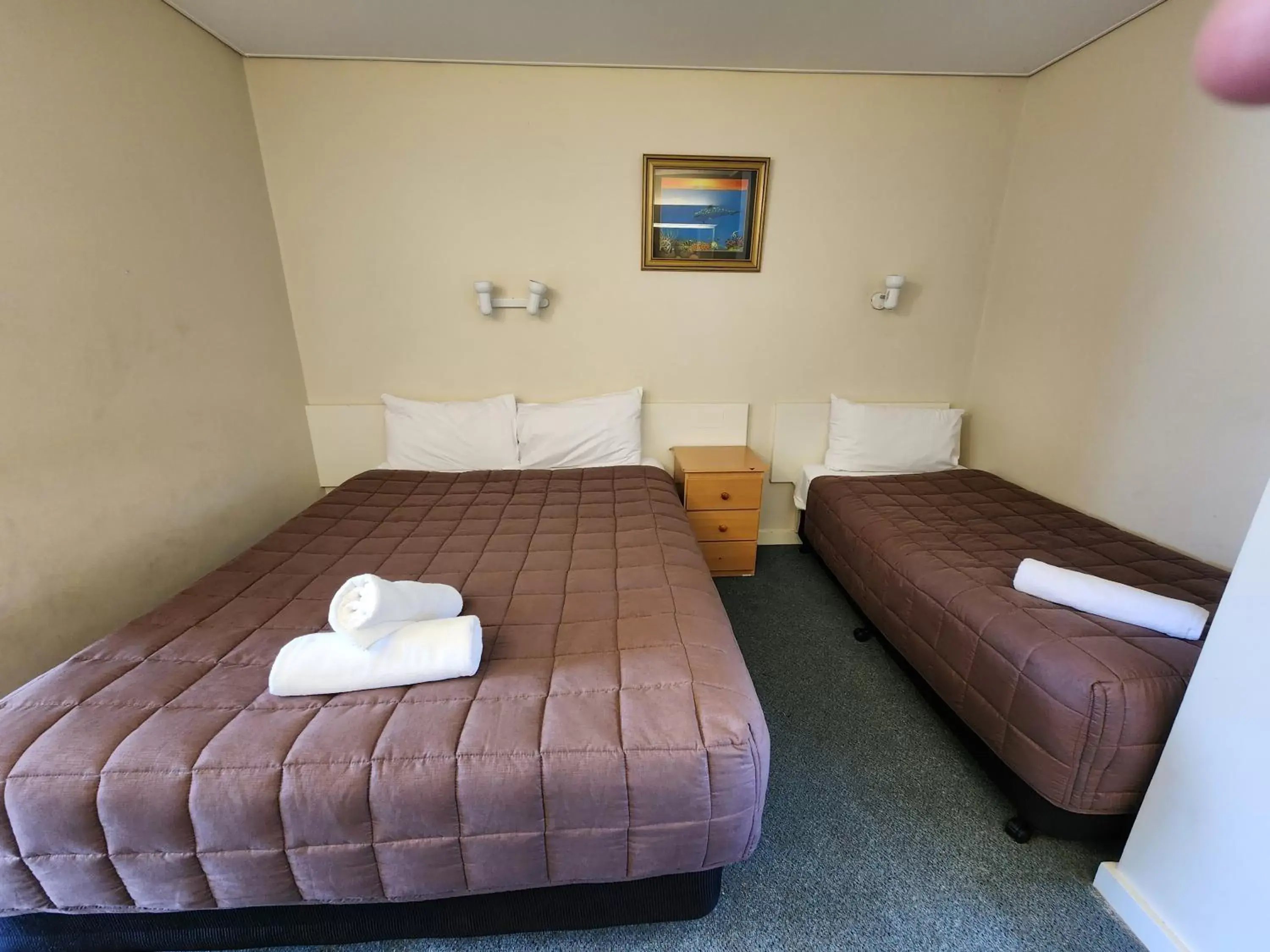 Bed in Hume Inn Motel Albury CBD