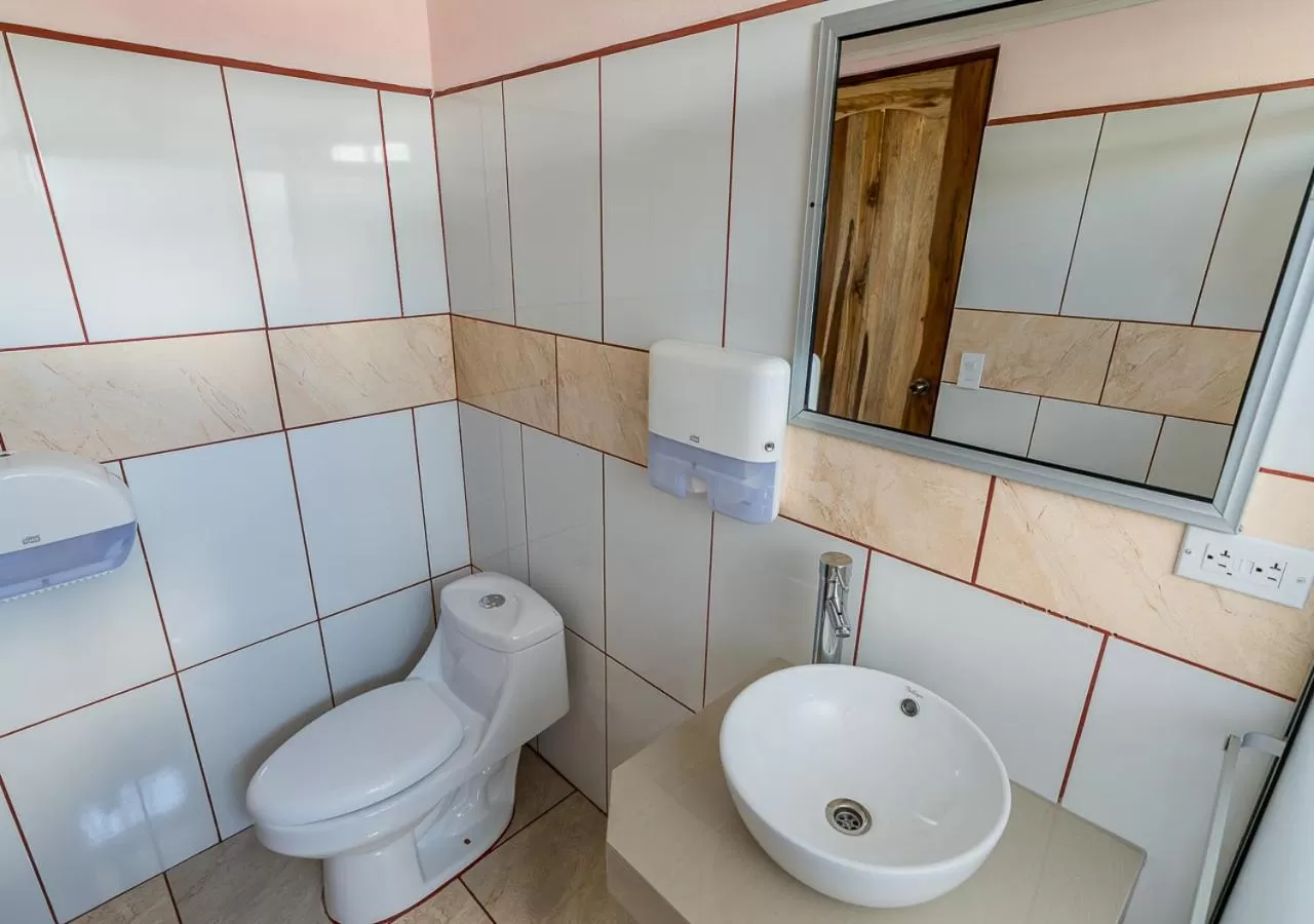 Bathroom in Hotel La Cascada