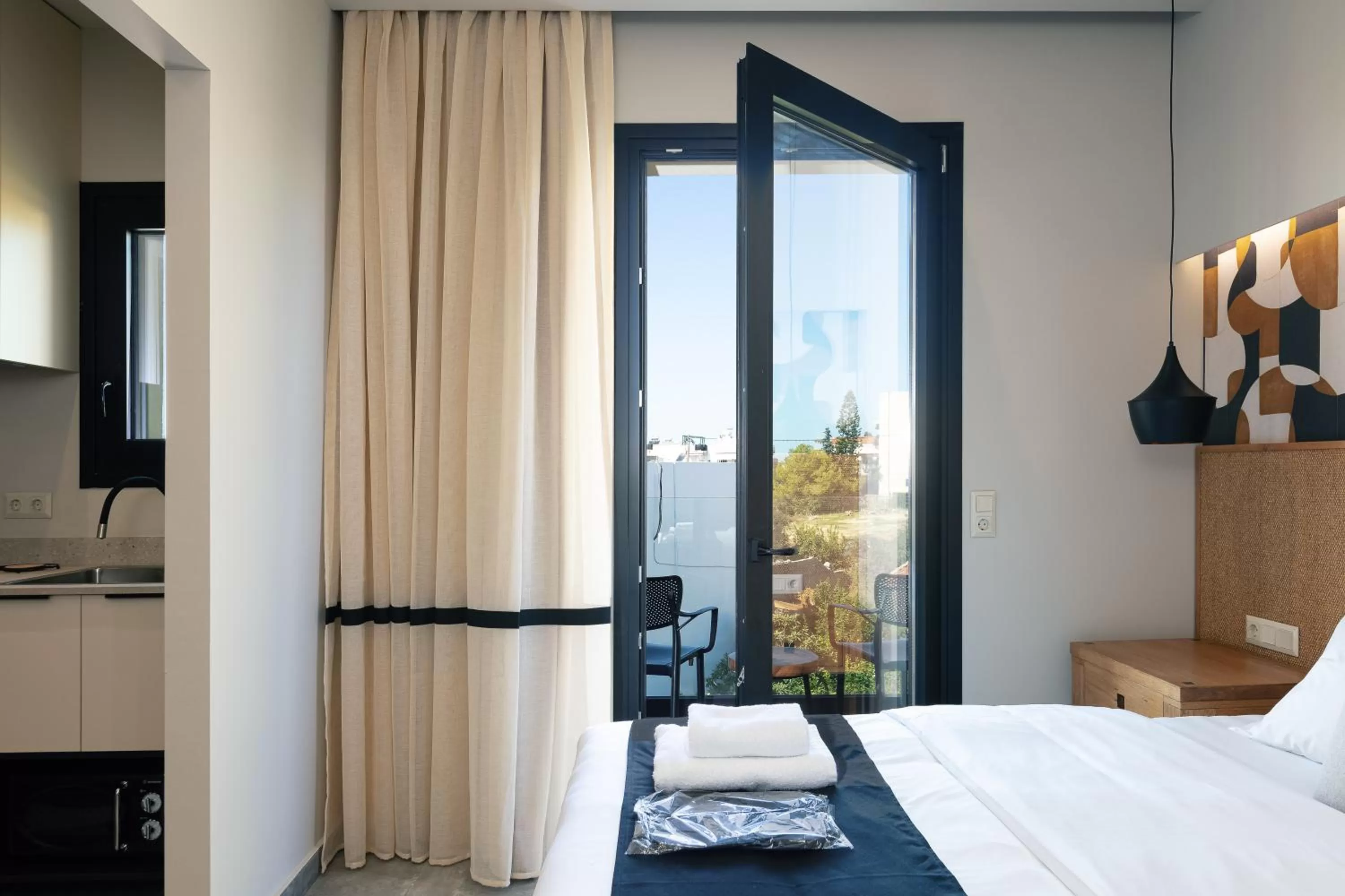 Bedroom, Bed in Chapter 02 Gallery Suites - ex GD Gallery Suites