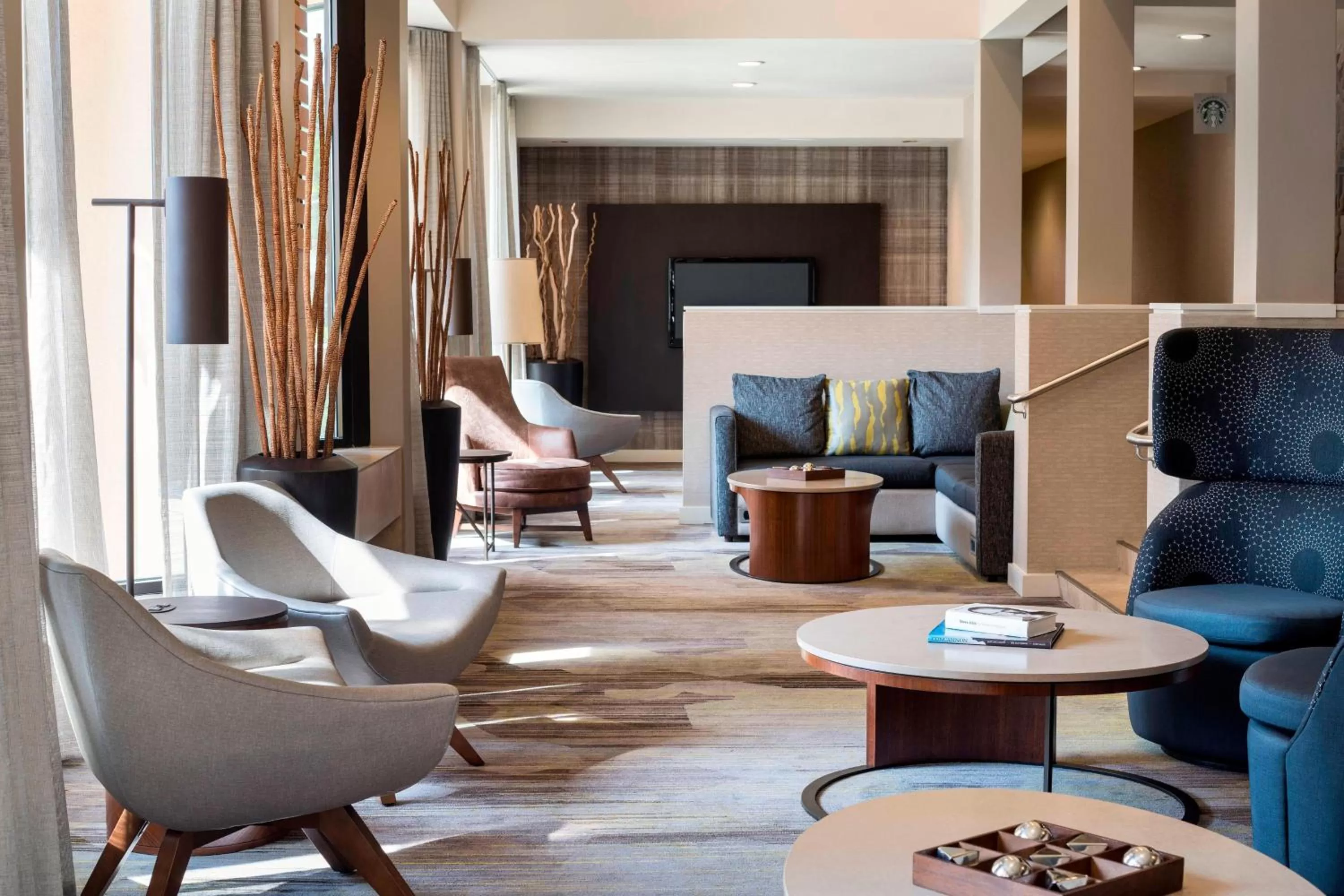 Lobby or reception in Courtyard San Jose Cupertino