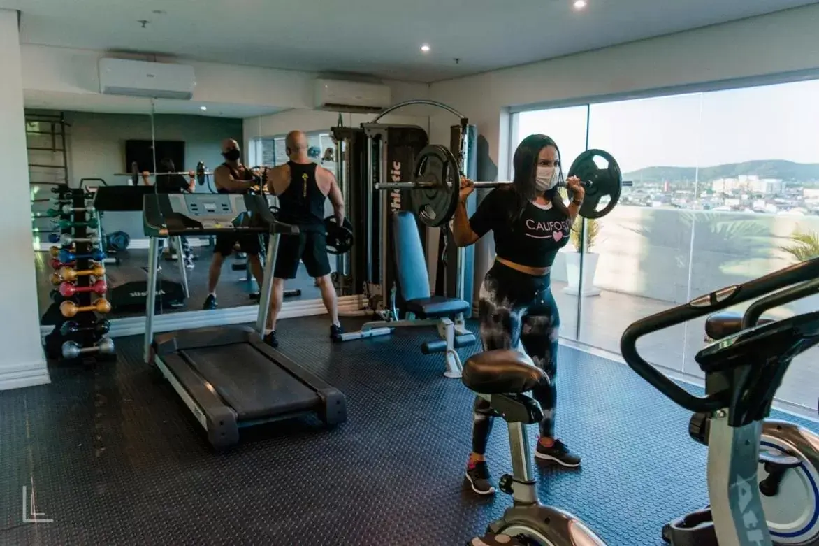 Fitness centre/facilities in Paradiso Corporate Fitness centre/facilities in Paradiso Corporate